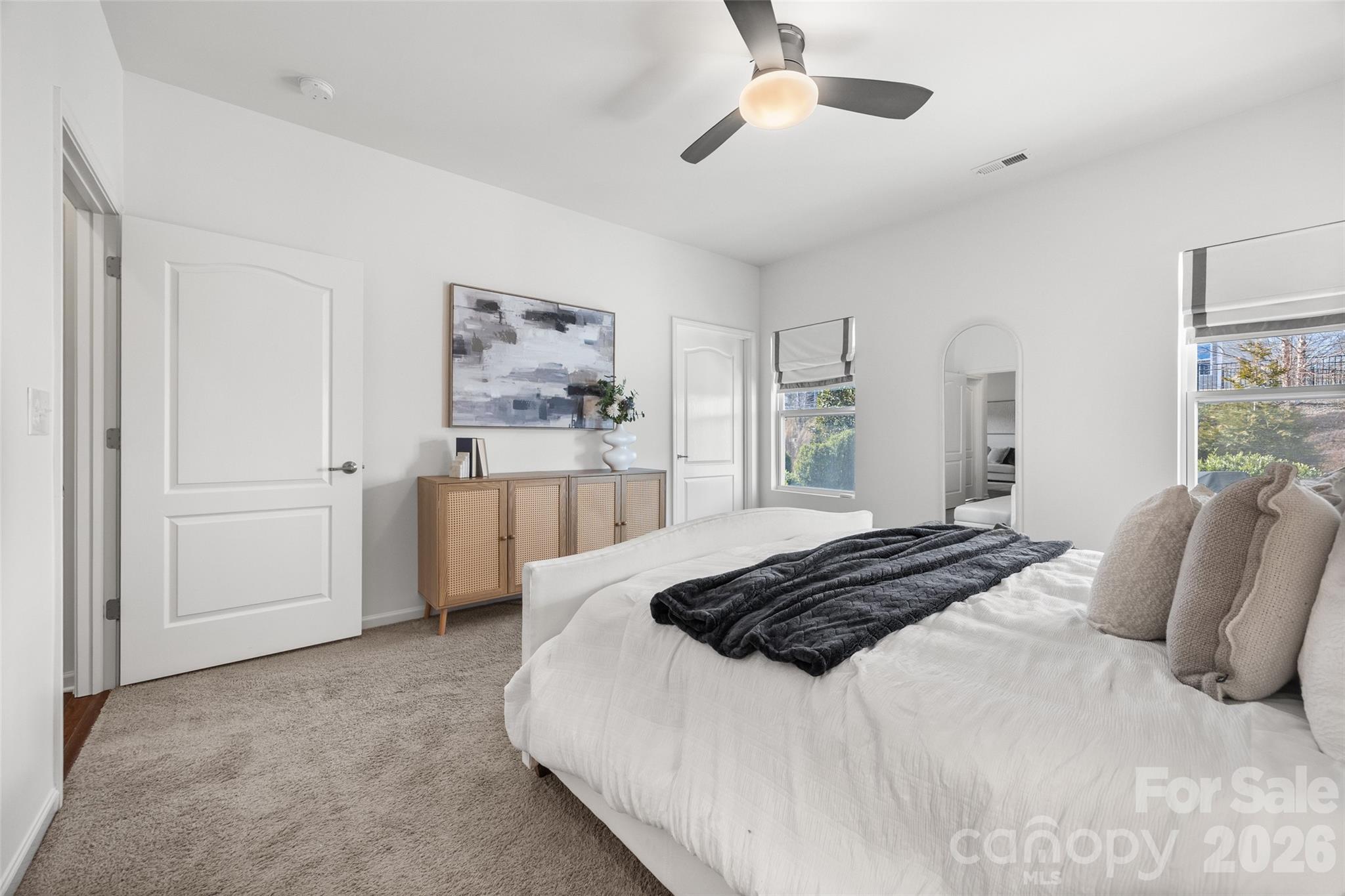property viewer photo 24