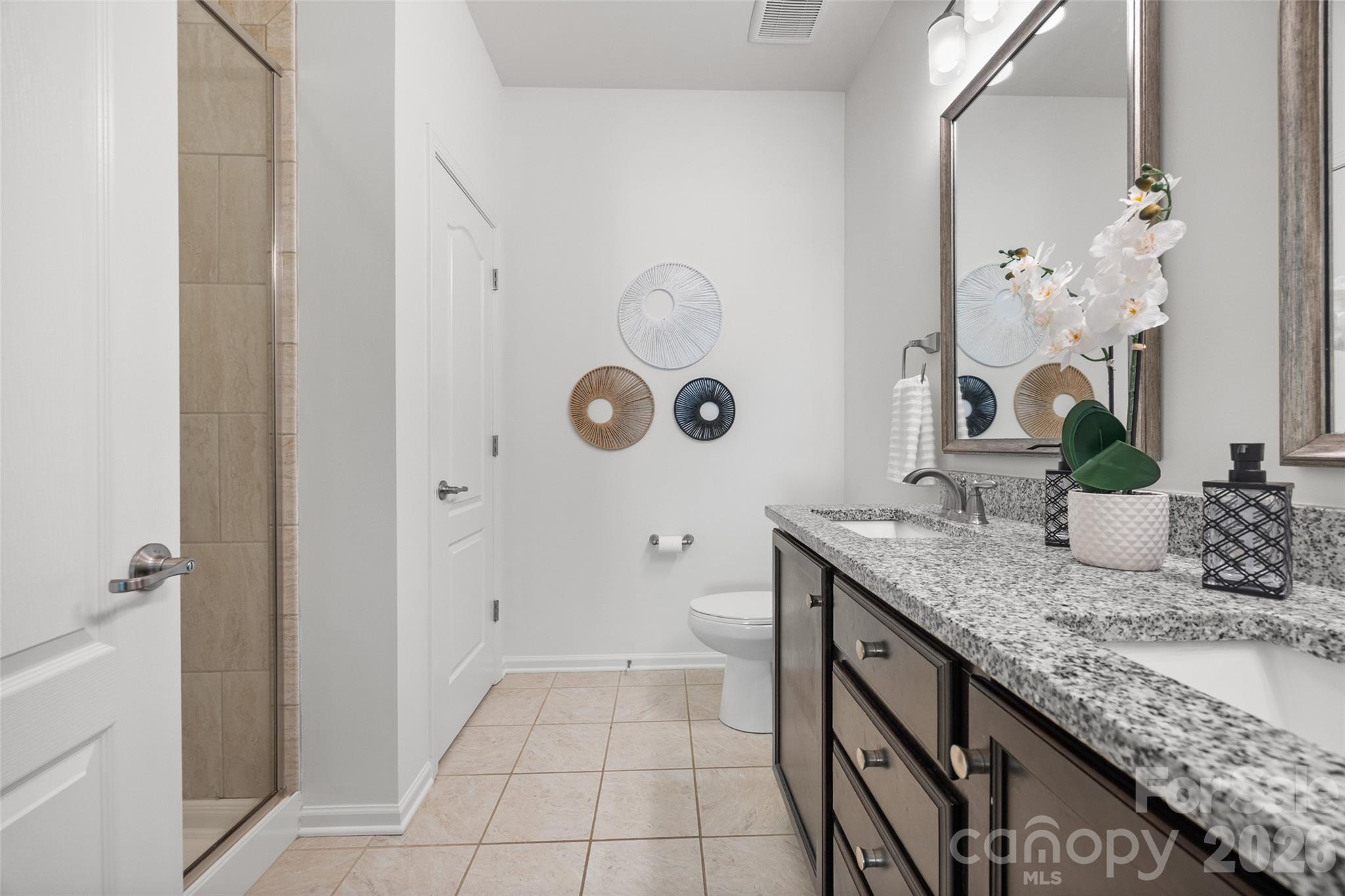 property viewer photo 26