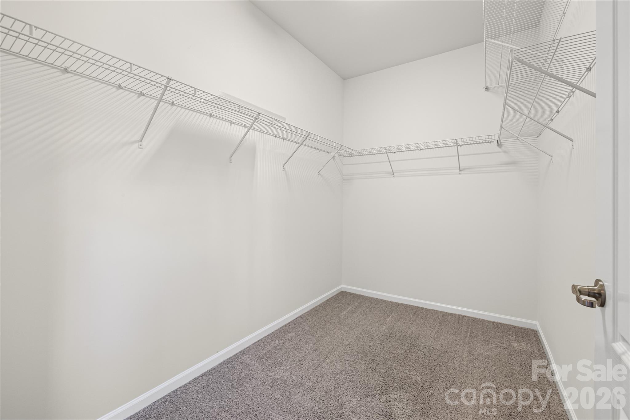 property viewer photo 27