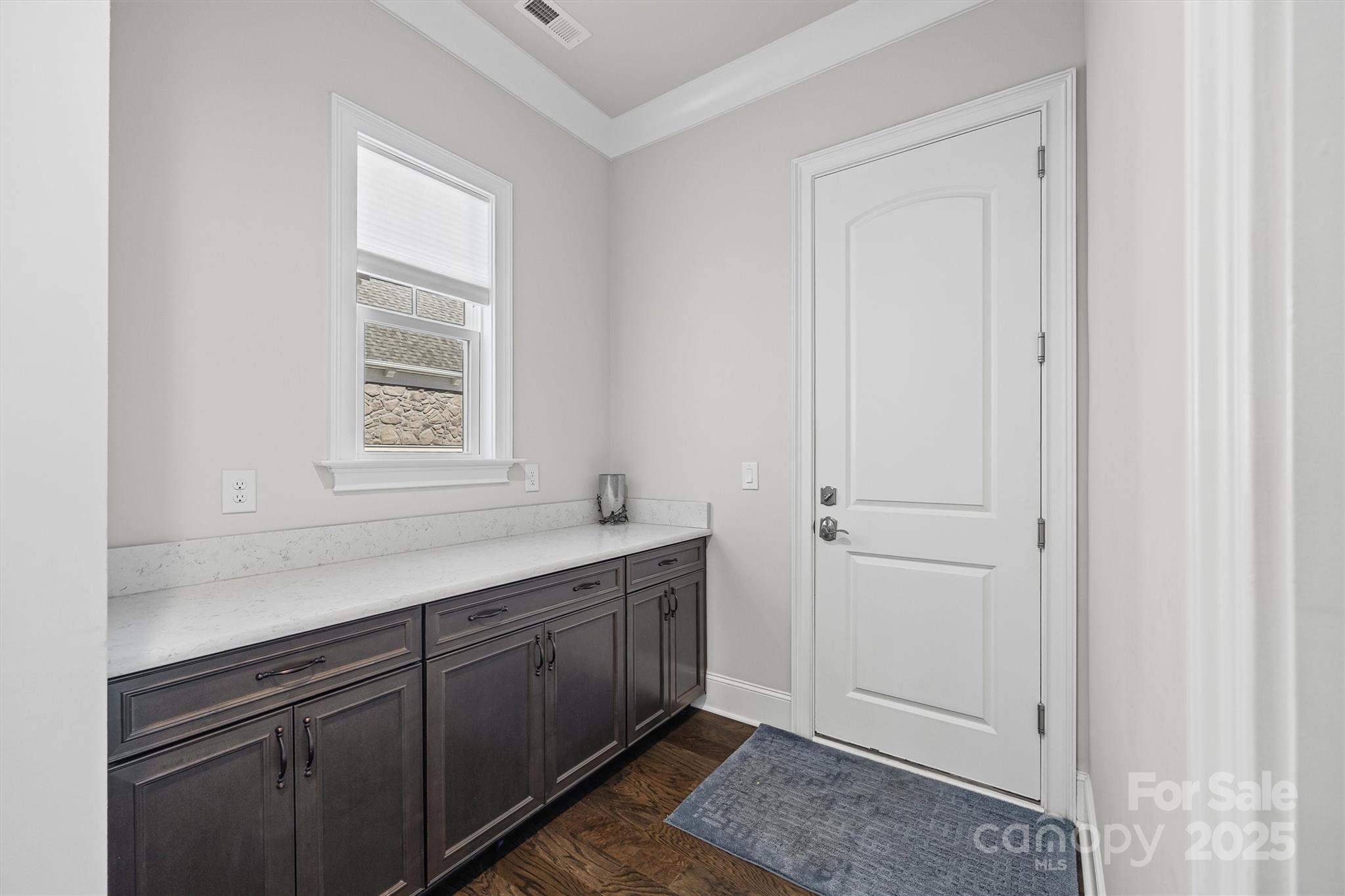 property viewer photo 14