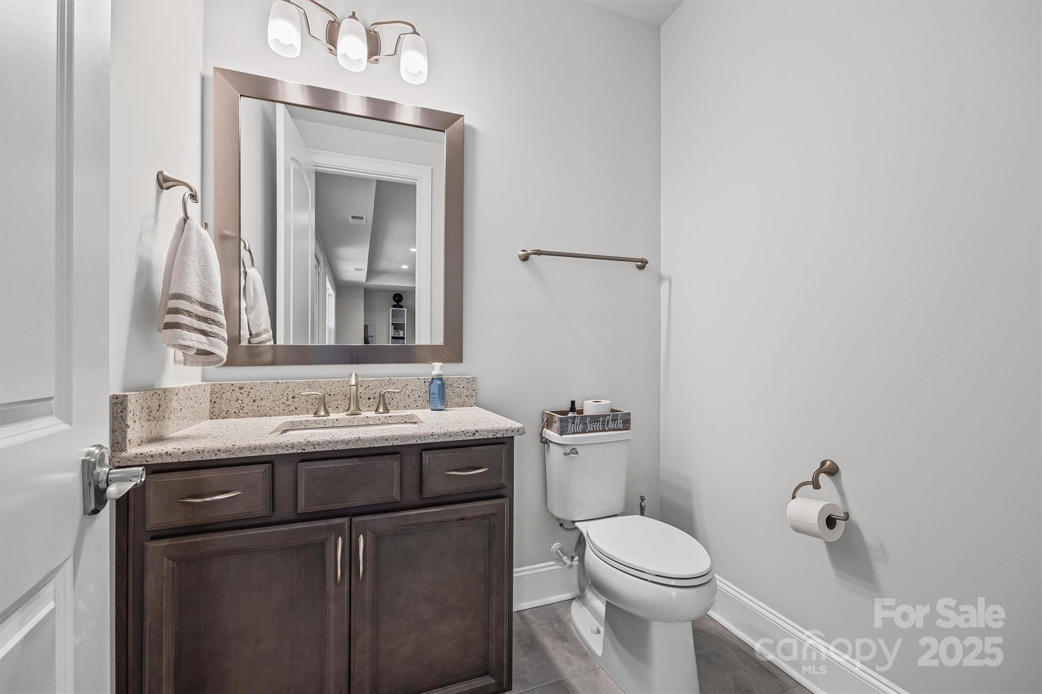 property viewer photo 29
