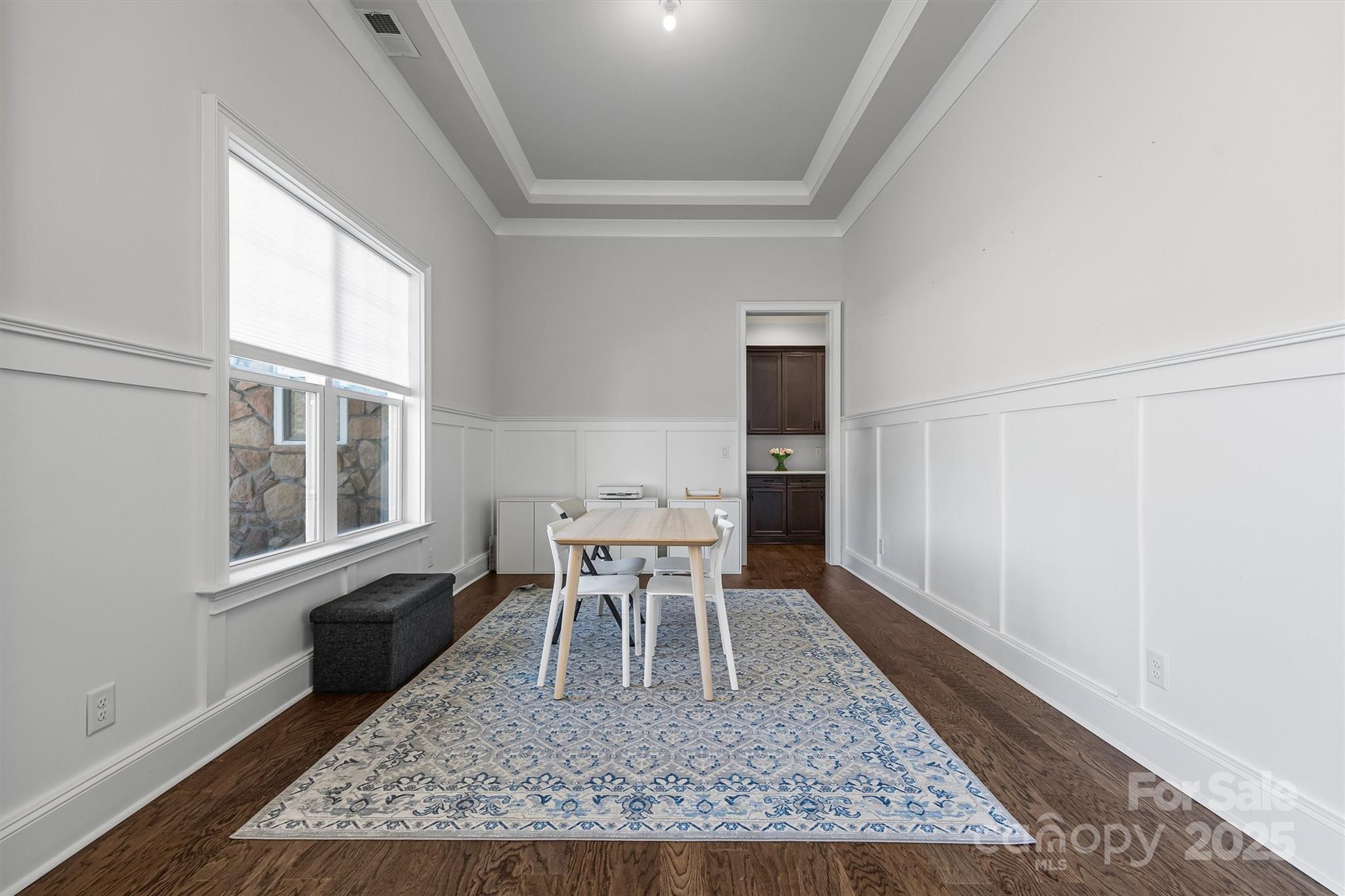 property viewer photo 4