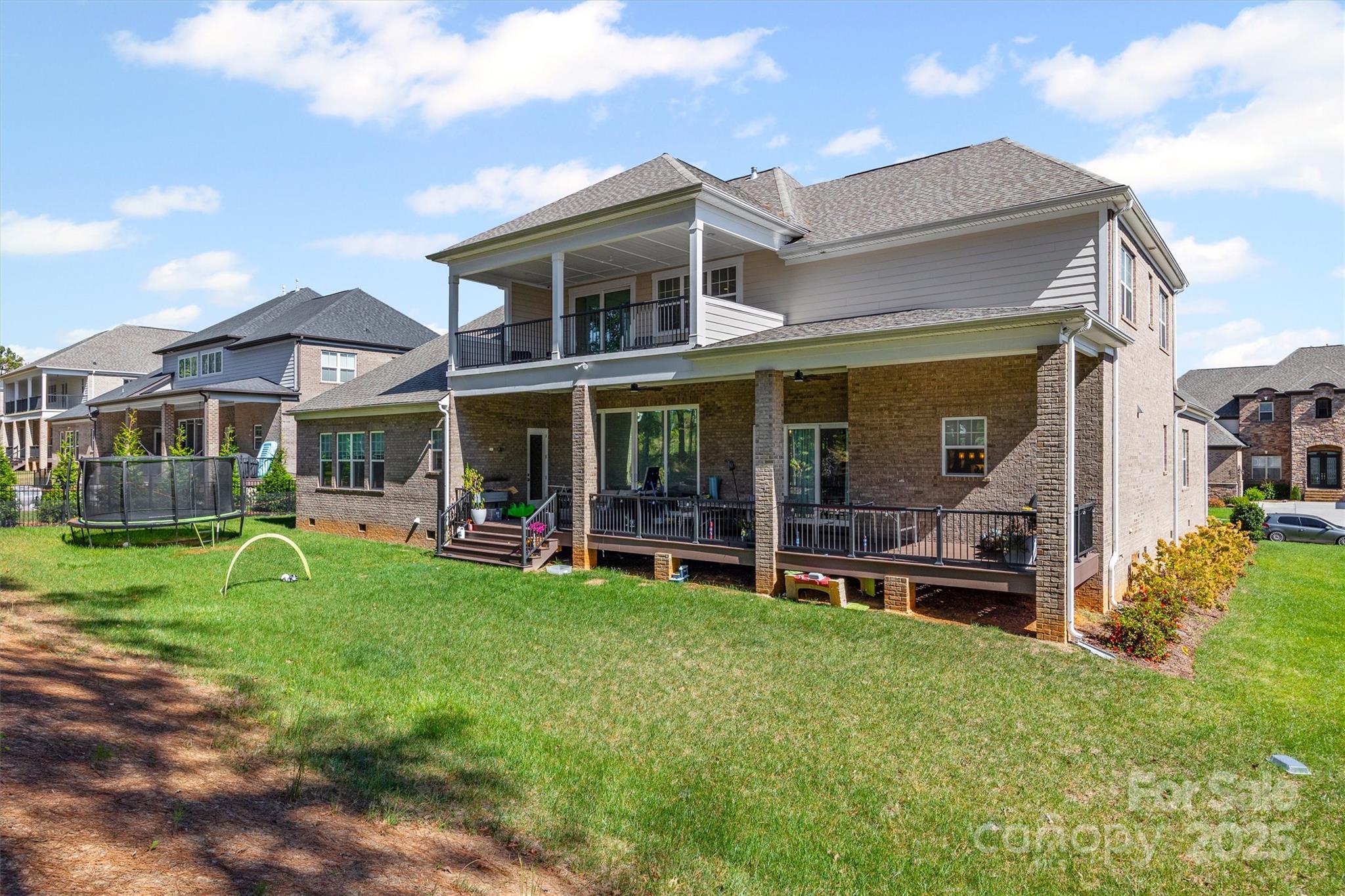 property viewer photo 42