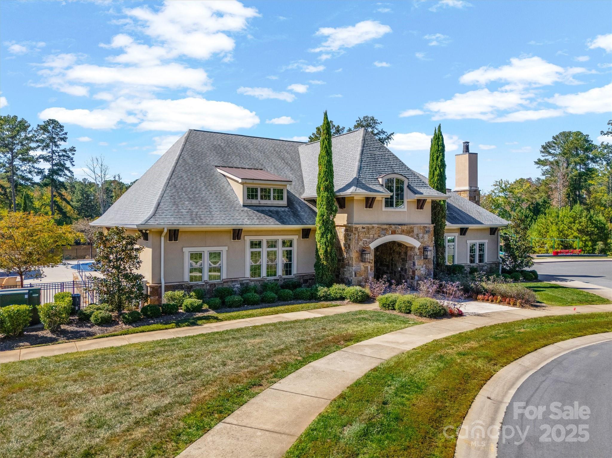 property viewer photo 45