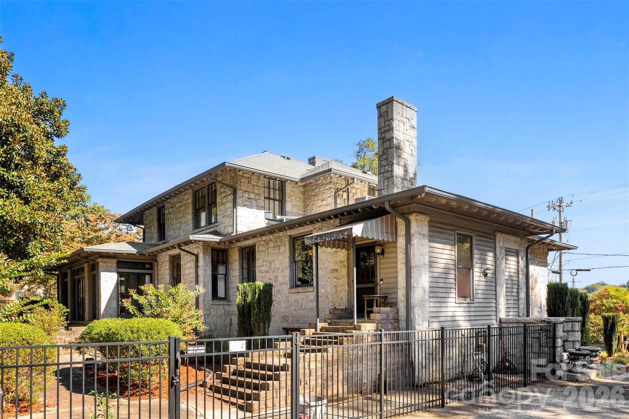 property viewer photo 35