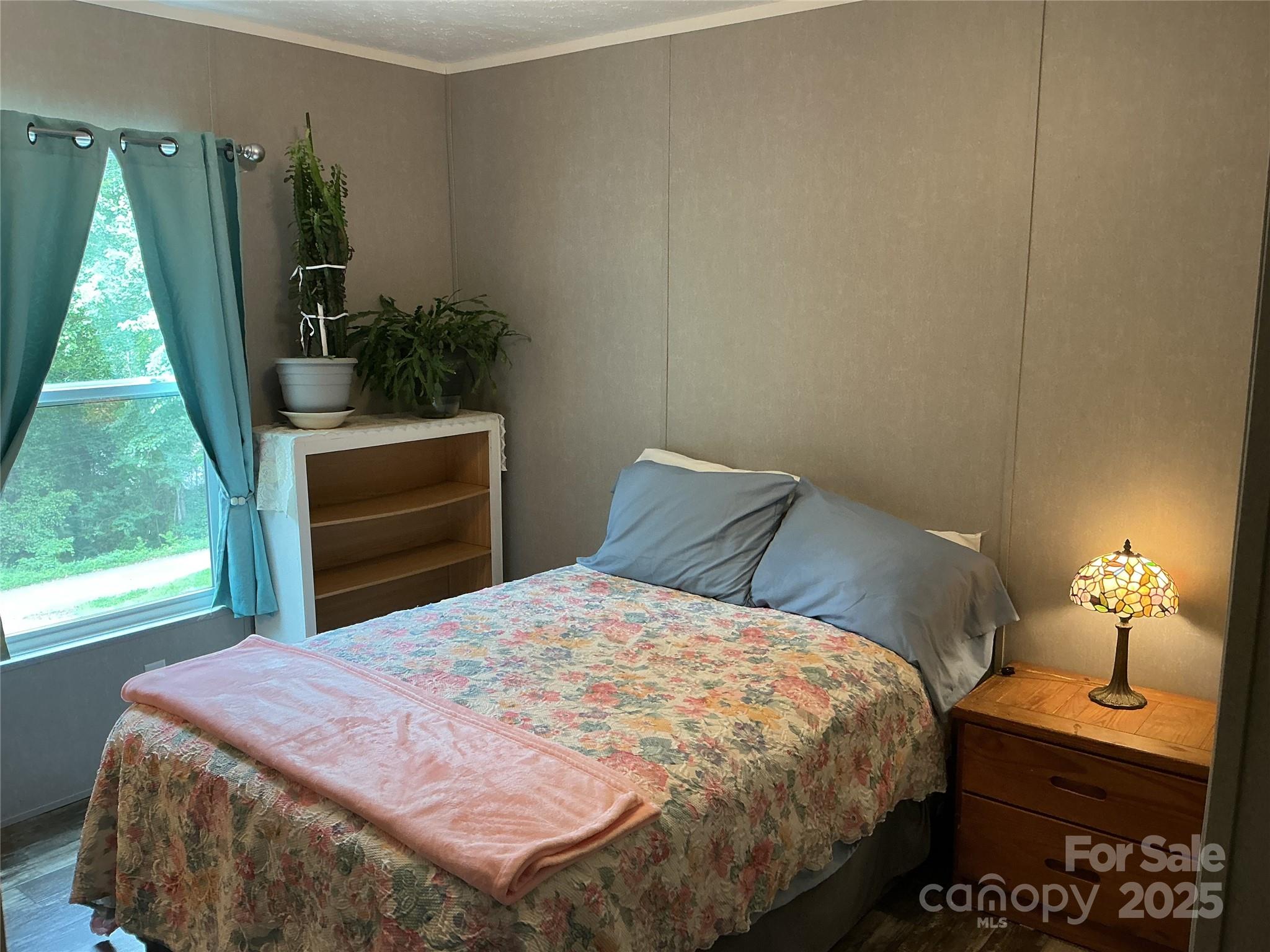 main property photo 25