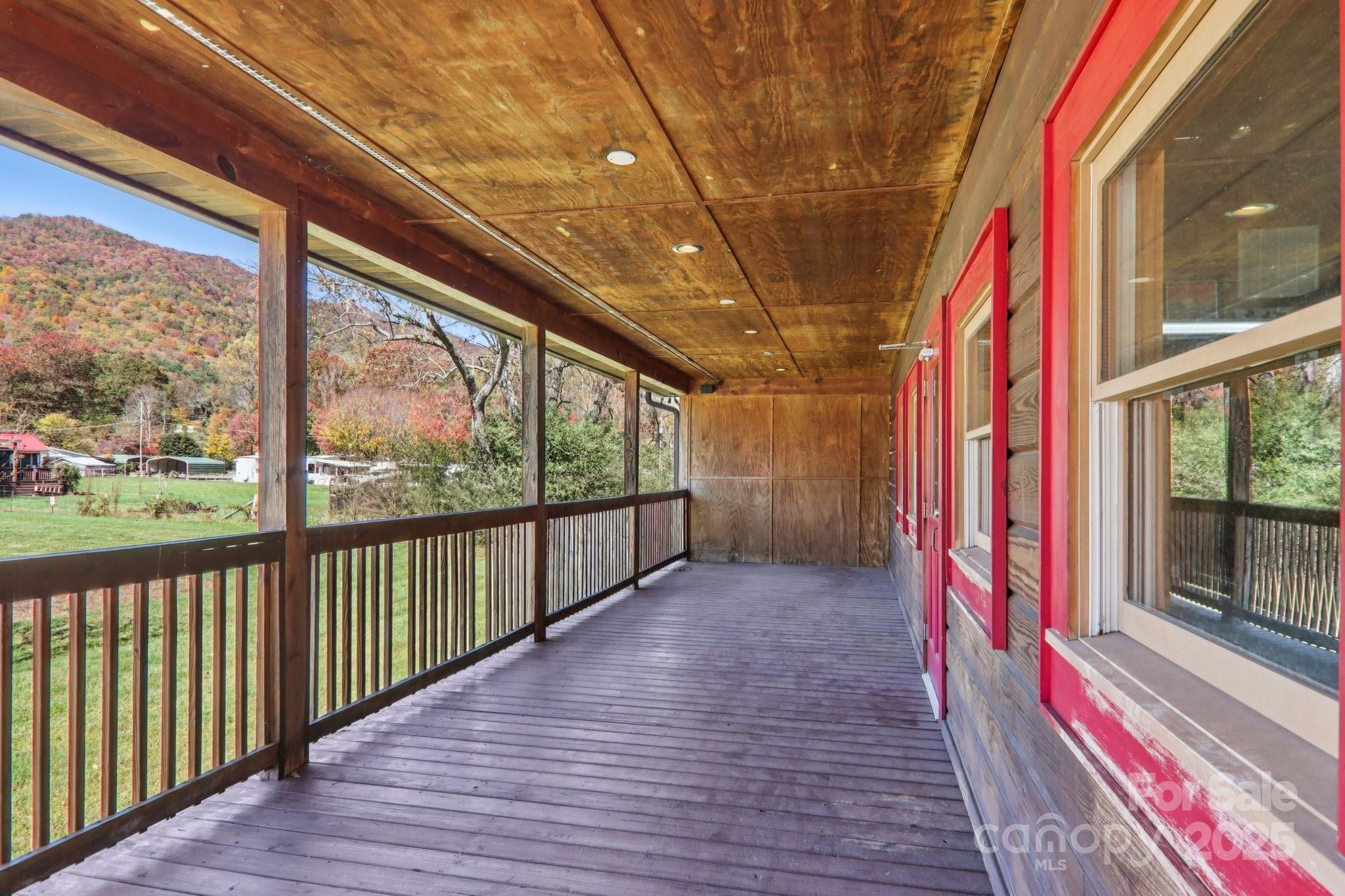main property photo 12