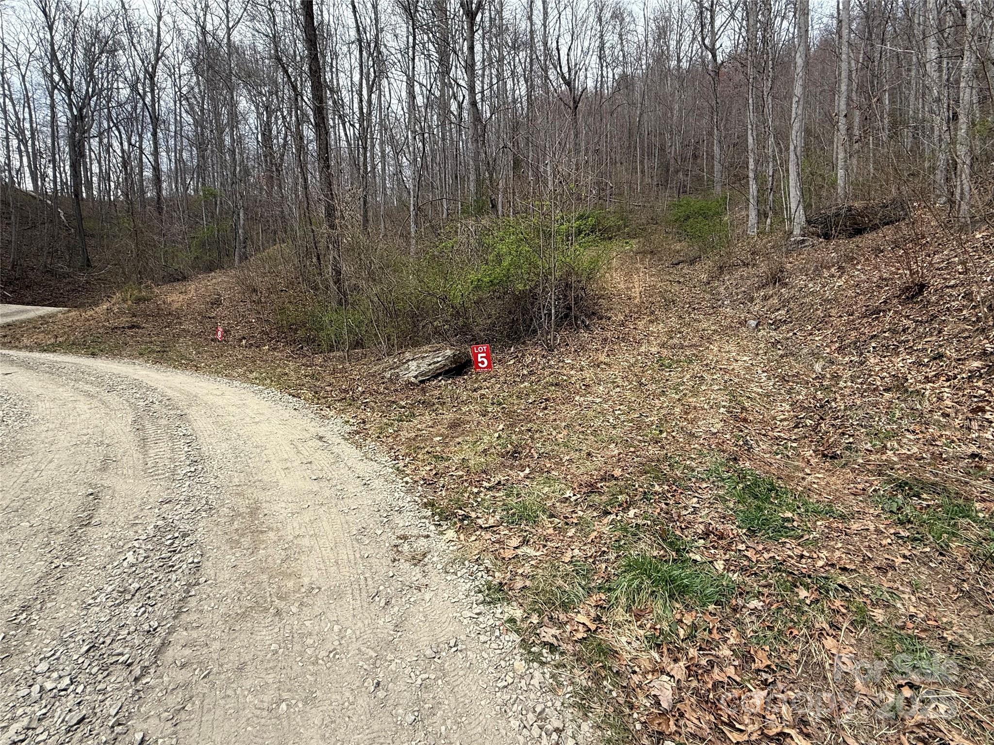 main property photo 9