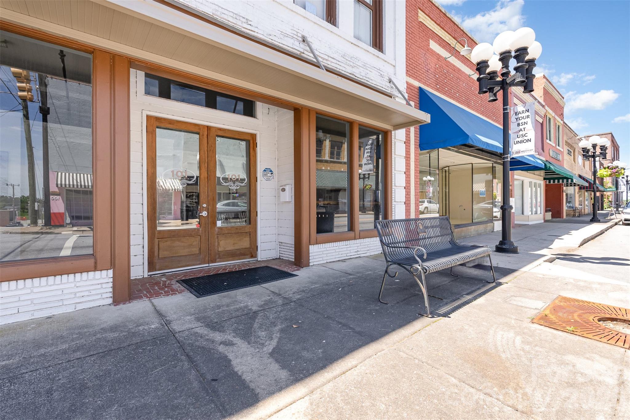 main property photo 21
