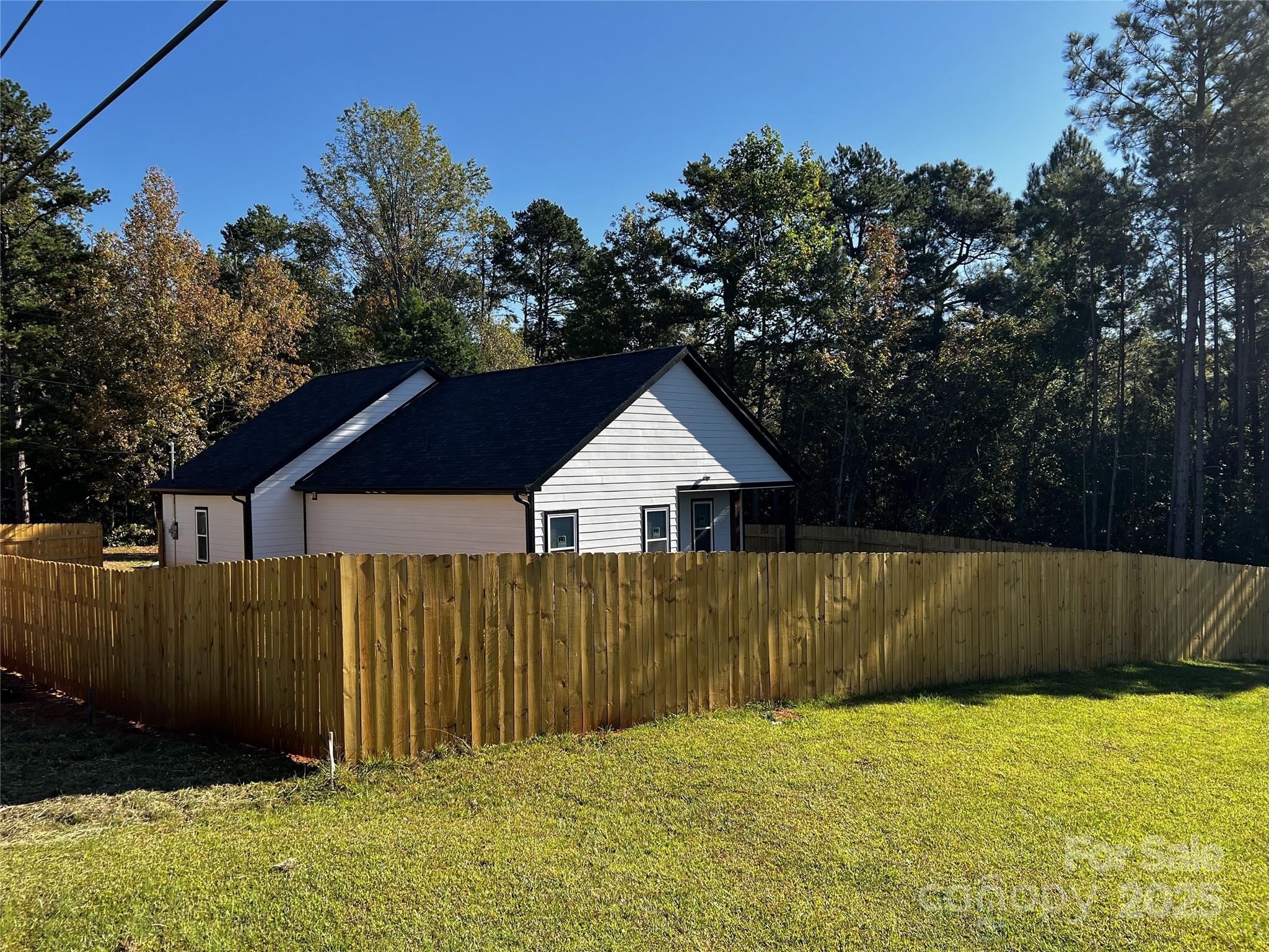 property viewer photo 28