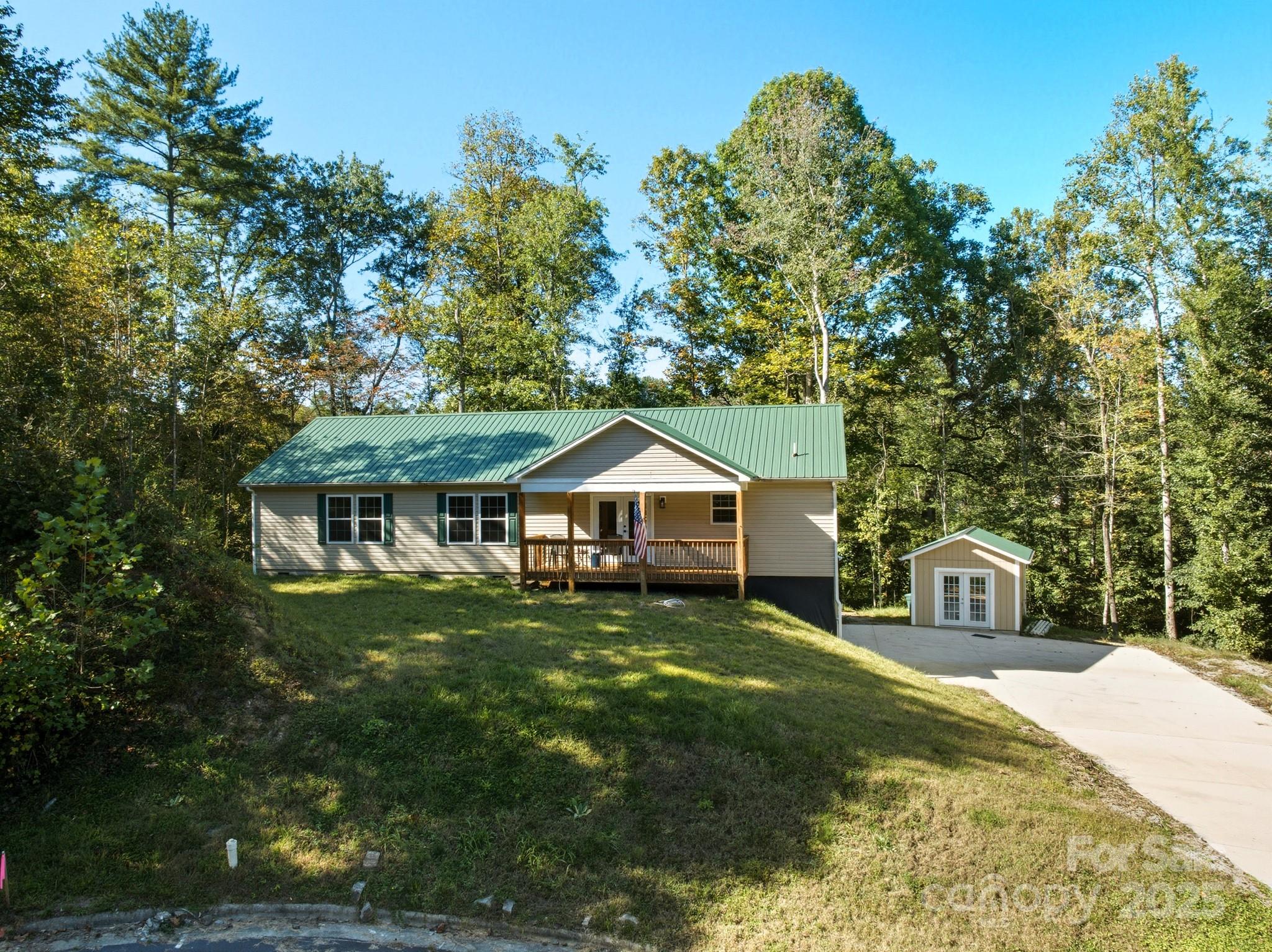 main property photo 33