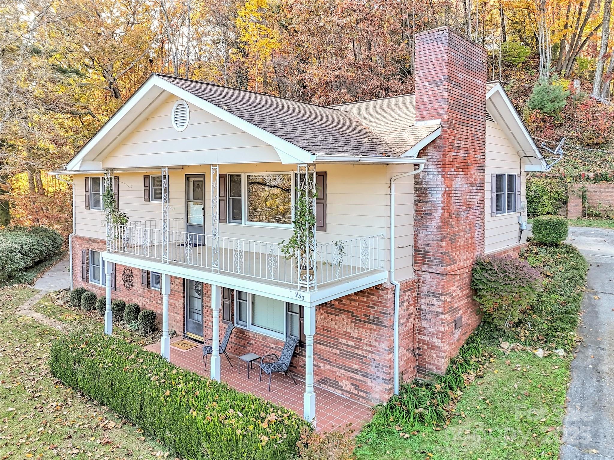 main property photo 38