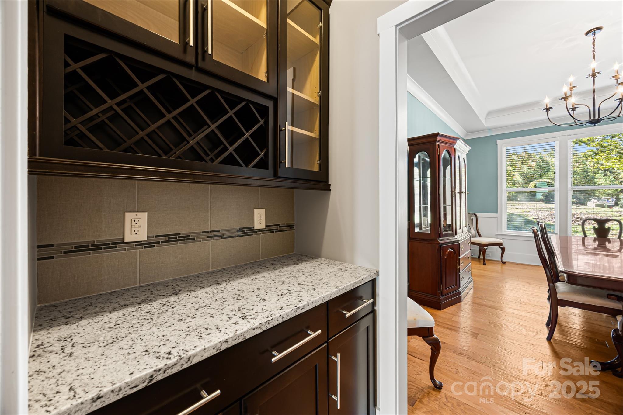 property viewer photo 11