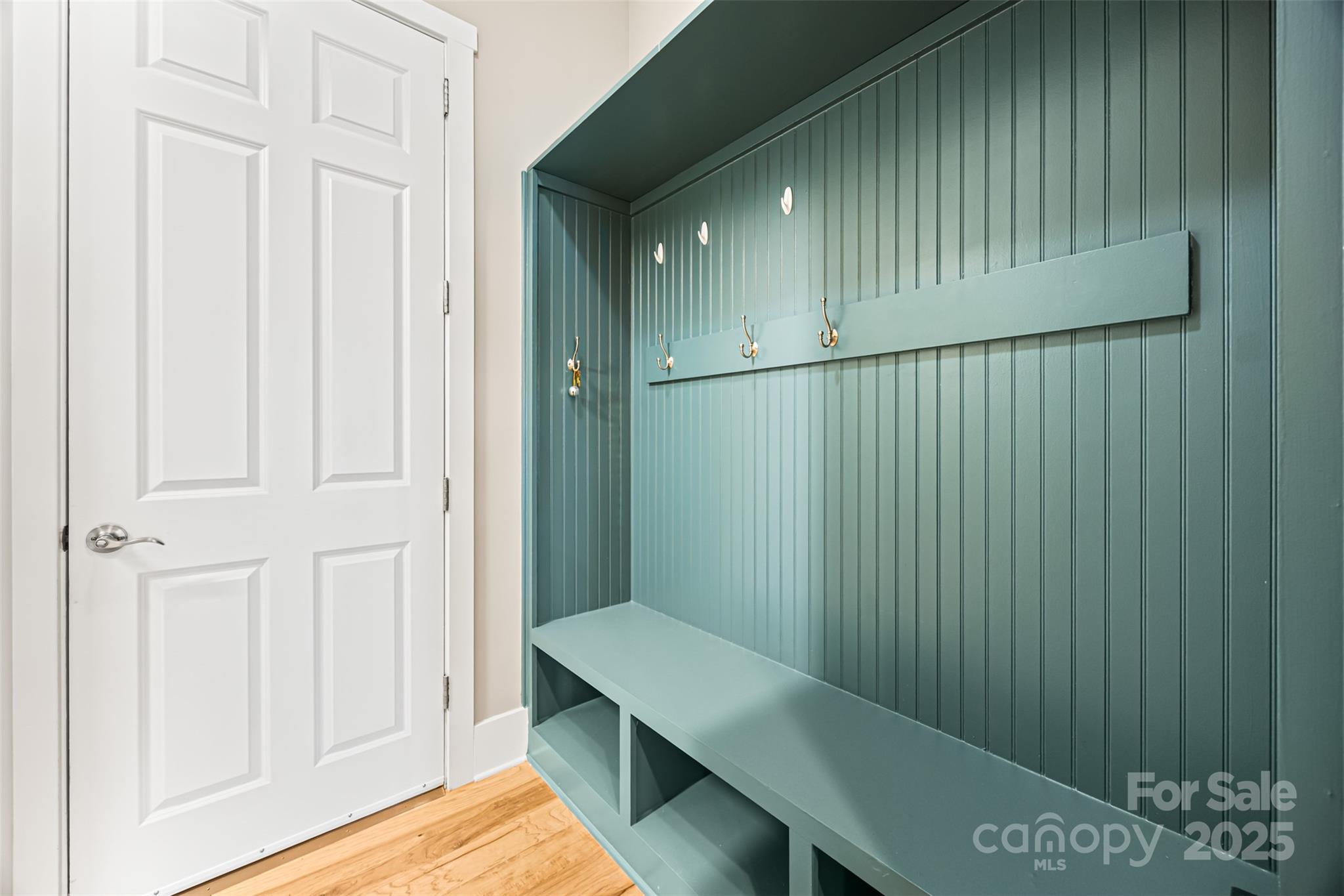 property viewer photo 14