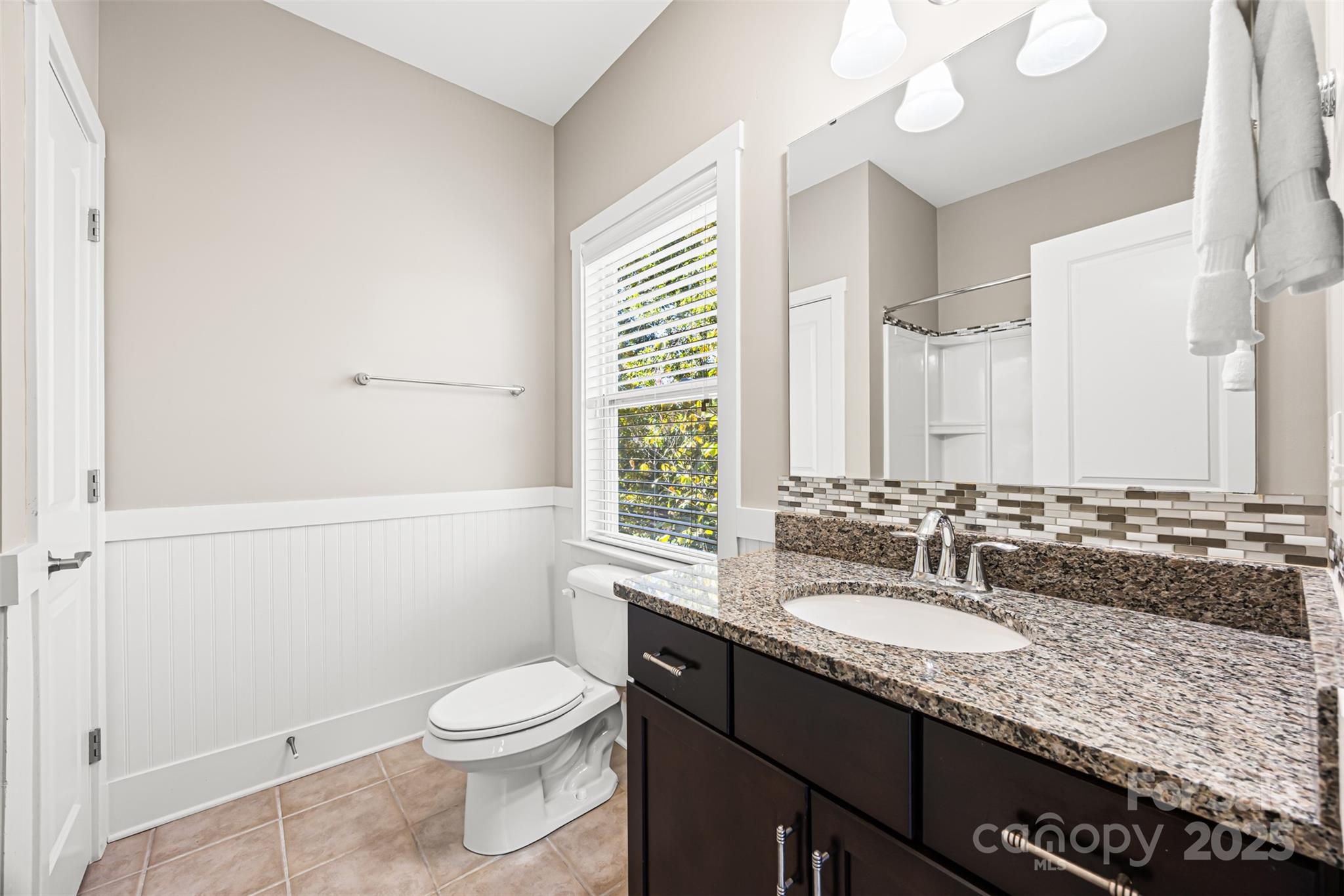 property viewer photo 22