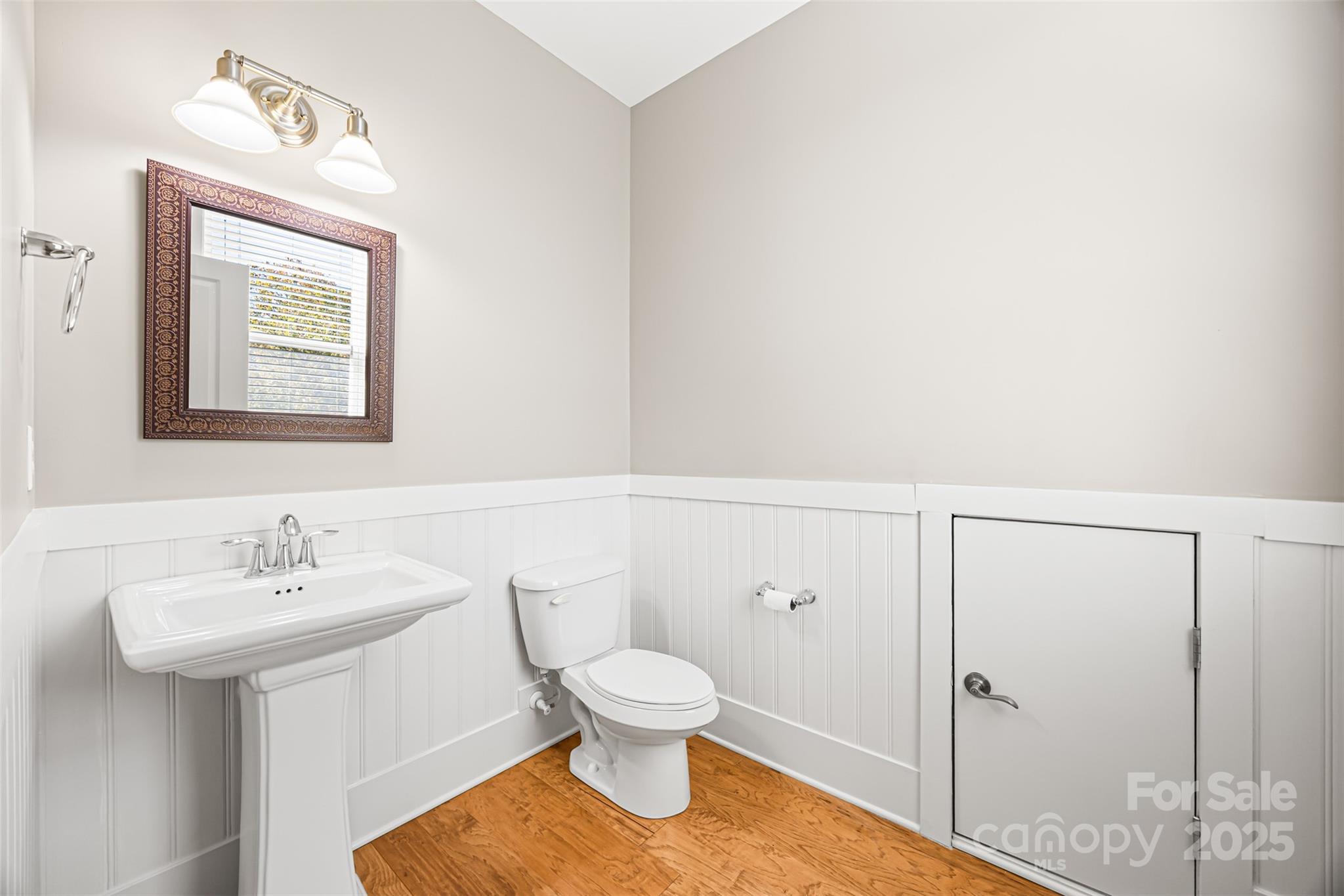property viewer photo 31