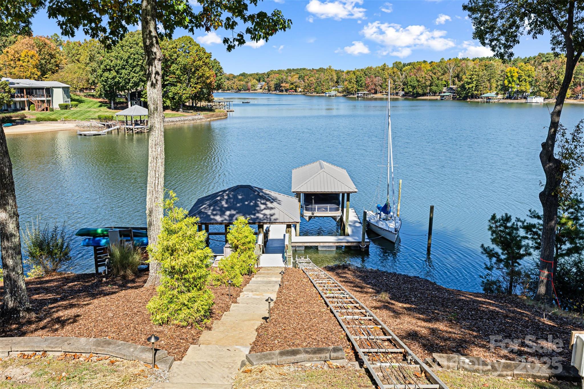 property viewer photo 36
