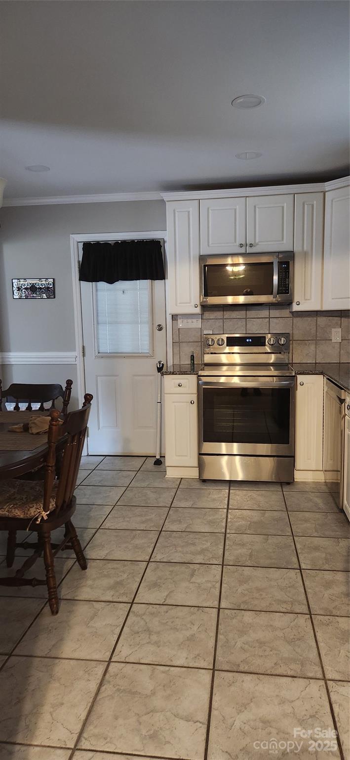 property viewer photo 10