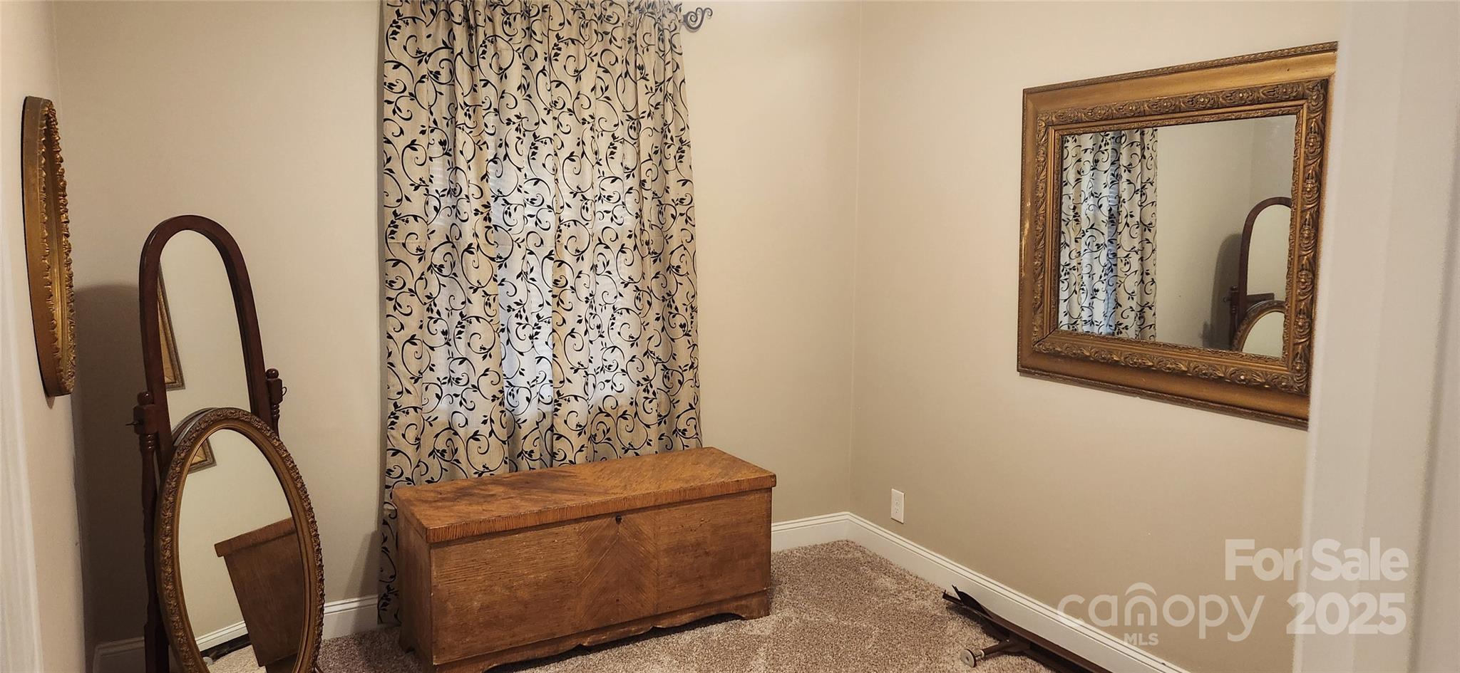 property viewer photo 19