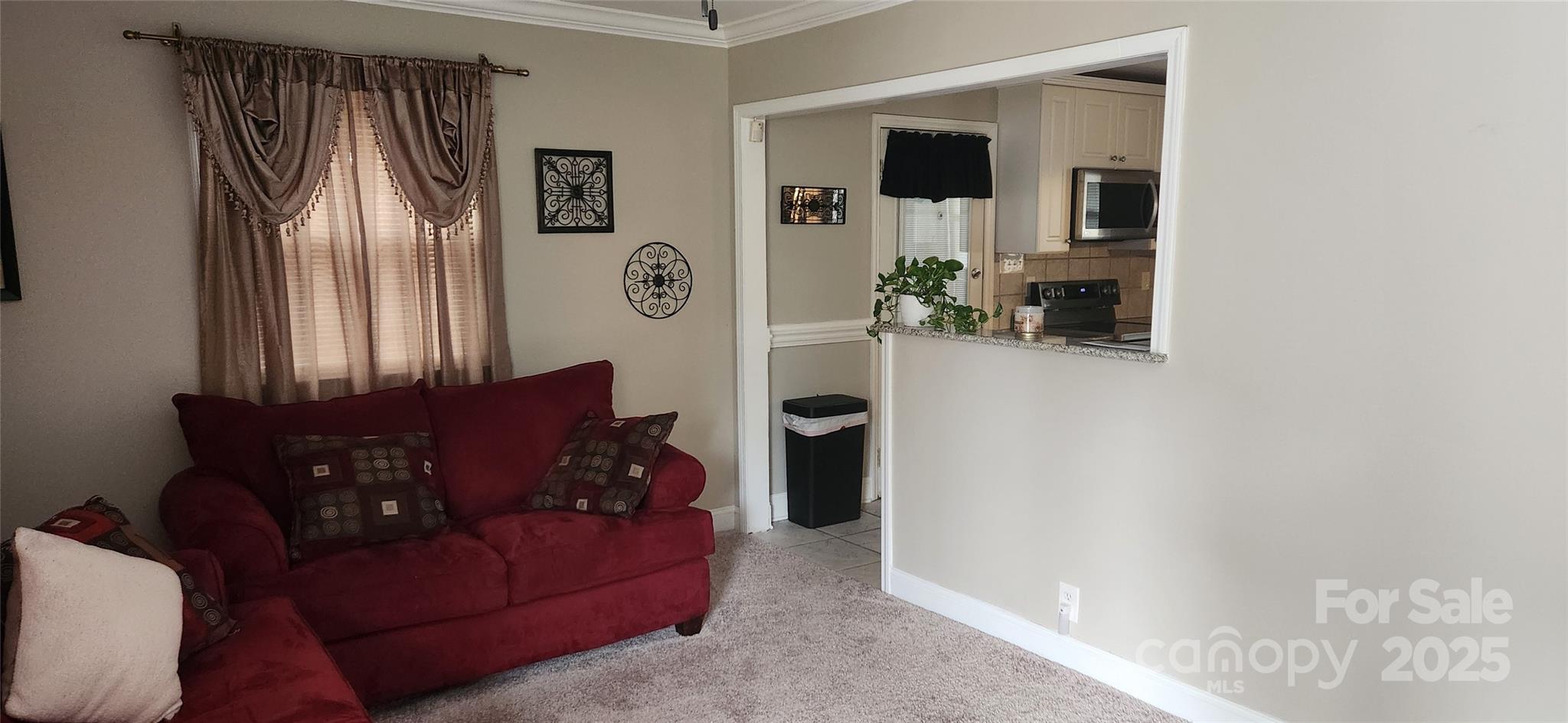 property viewer photo 7
