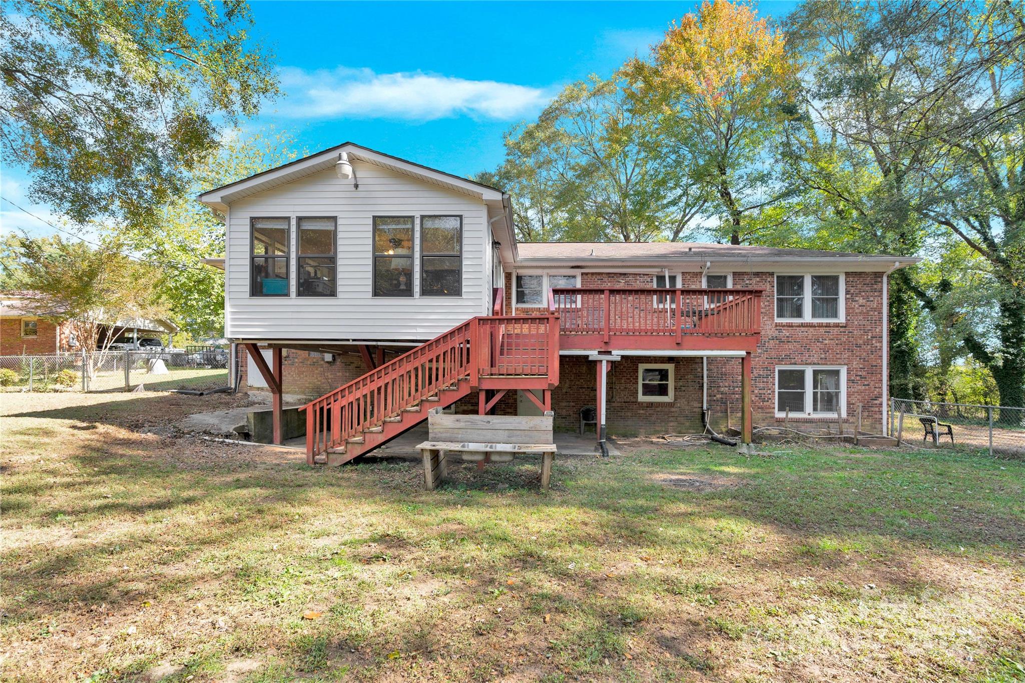 main property photo 41