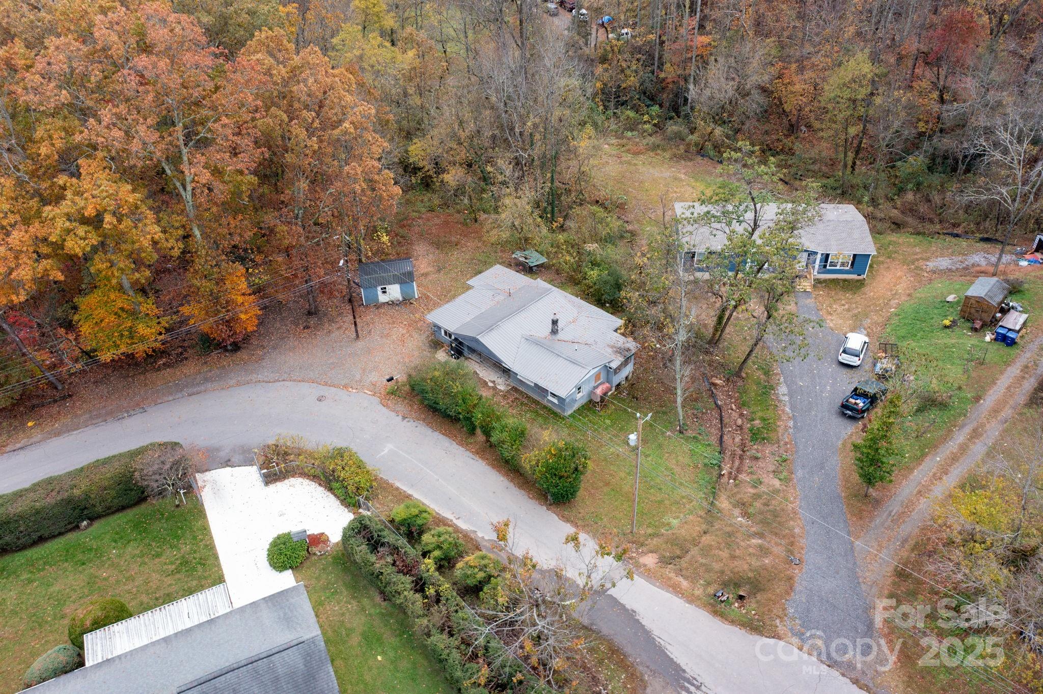 main property photo 10