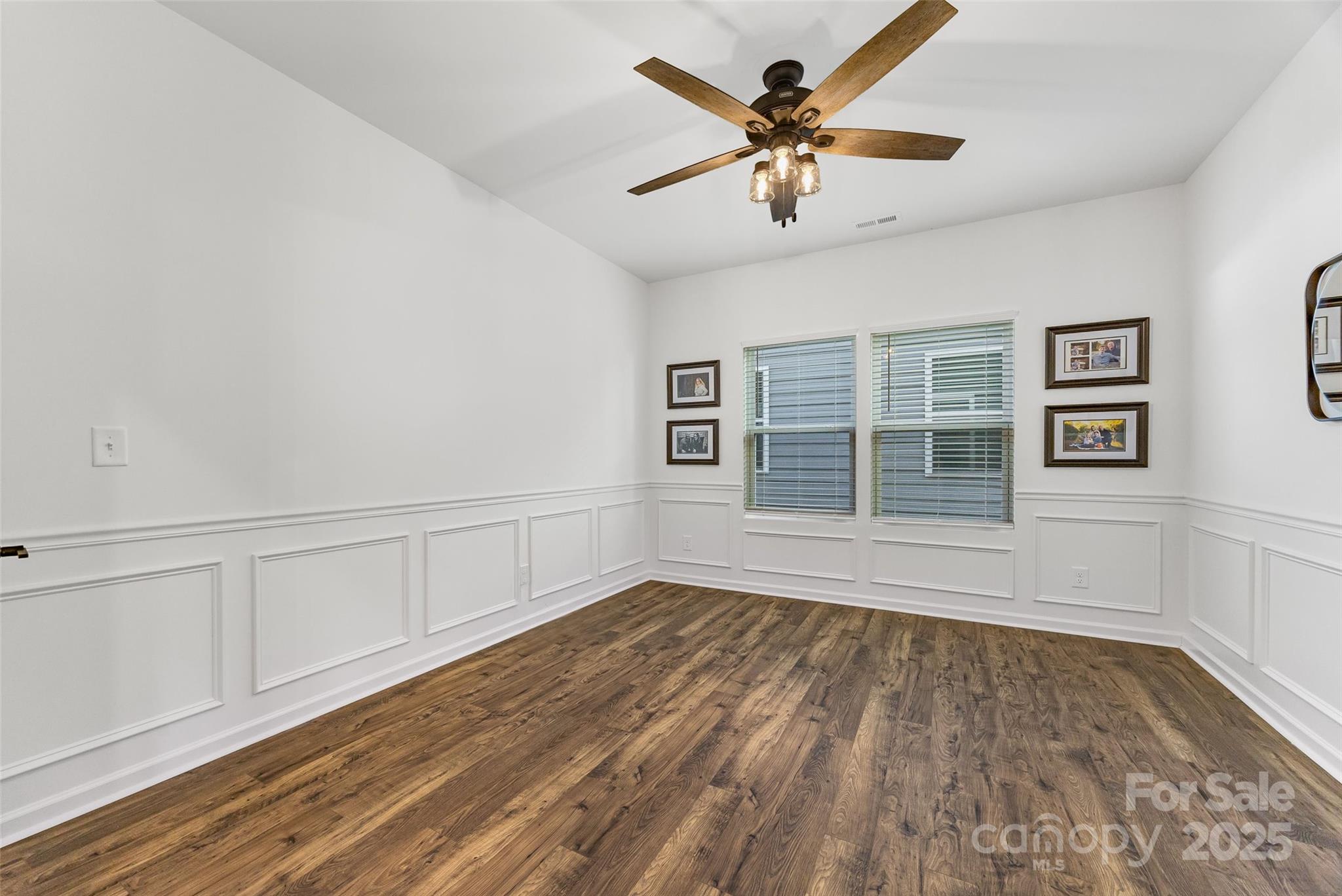 property viewer photo 16