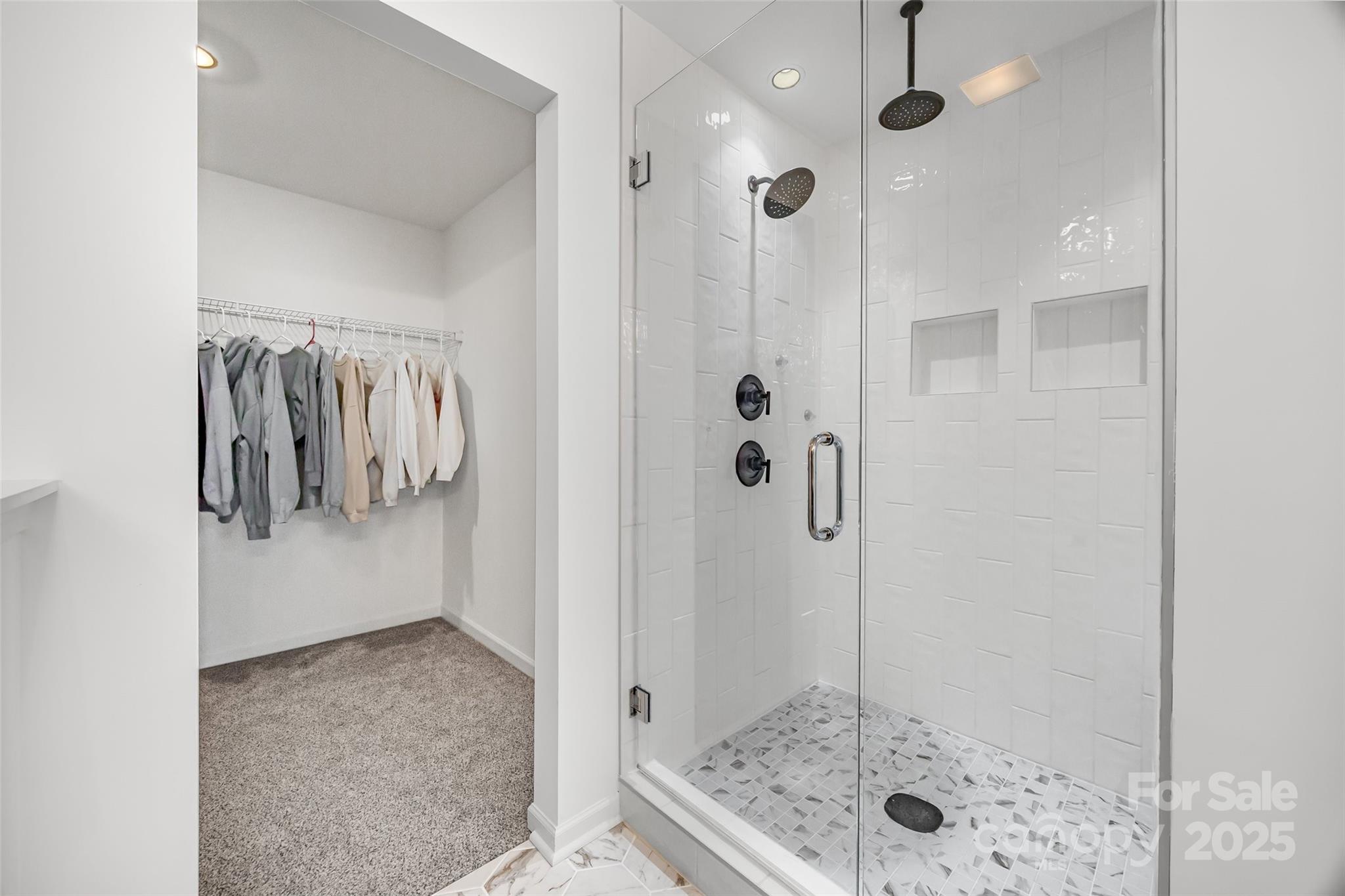 property viewer photo 29