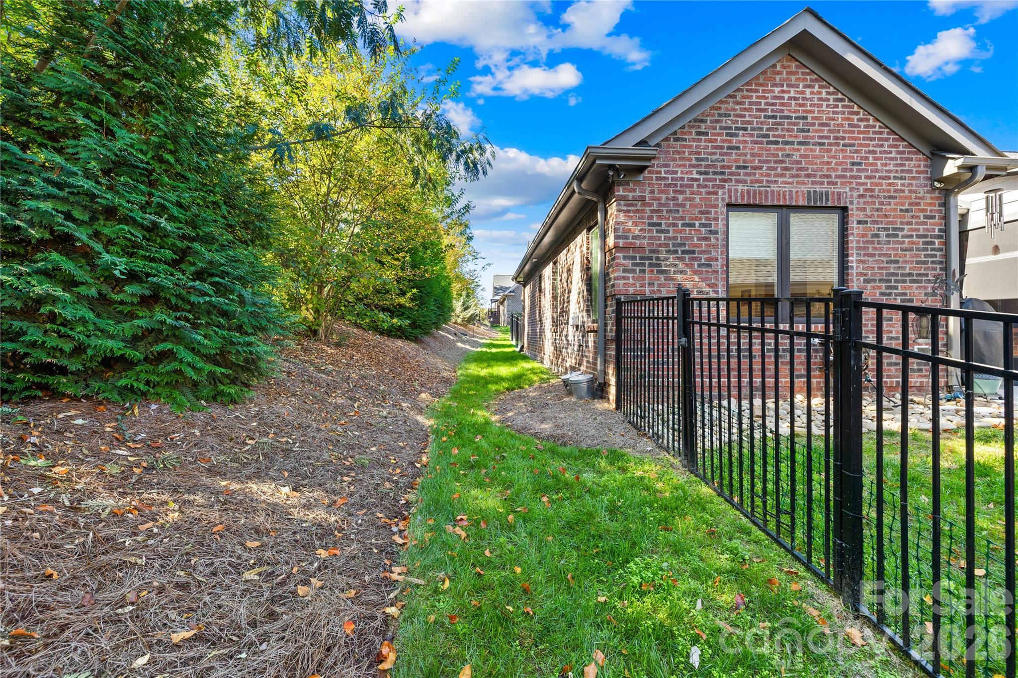 main property photo 29
