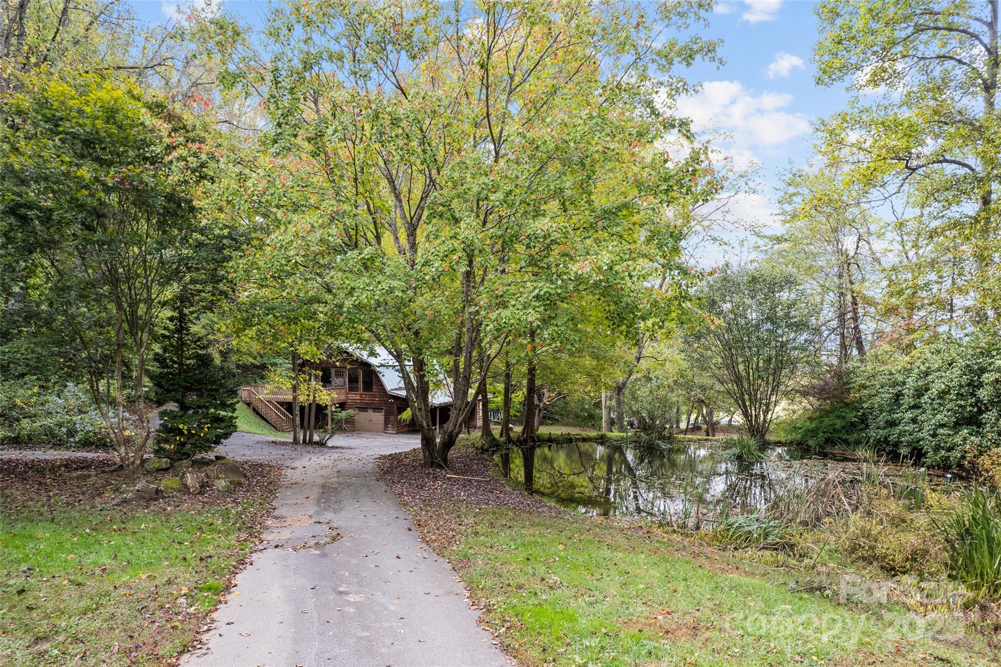 main property photo 9