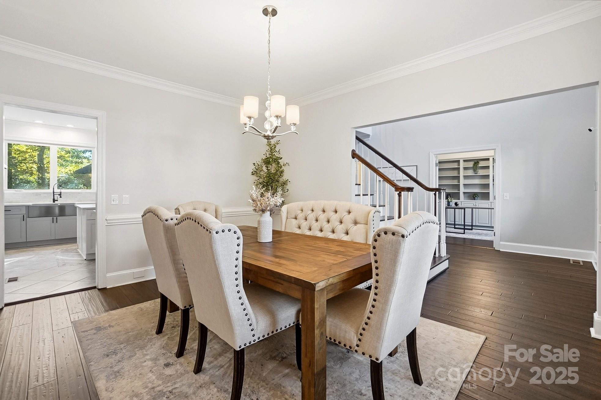 property viewer photo 15