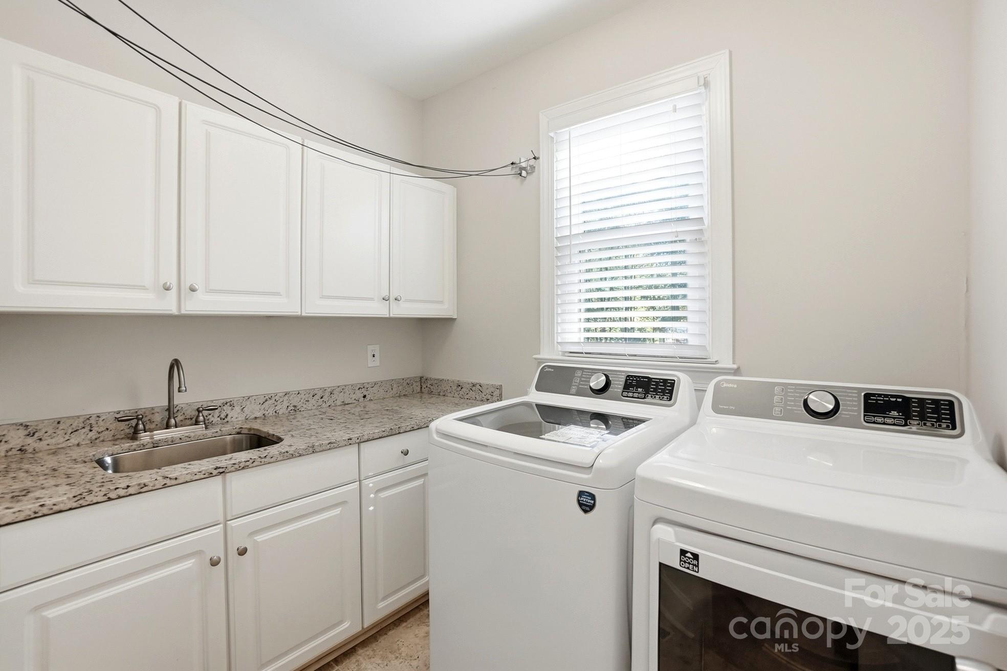 property viewer photo 20