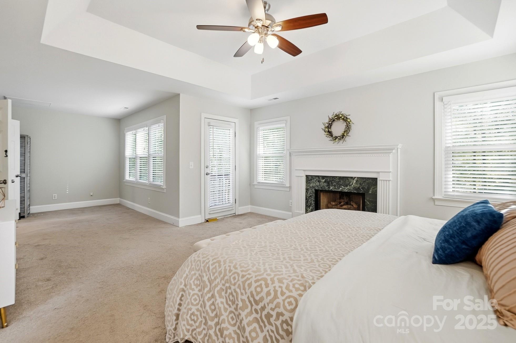 property viewer photo 23