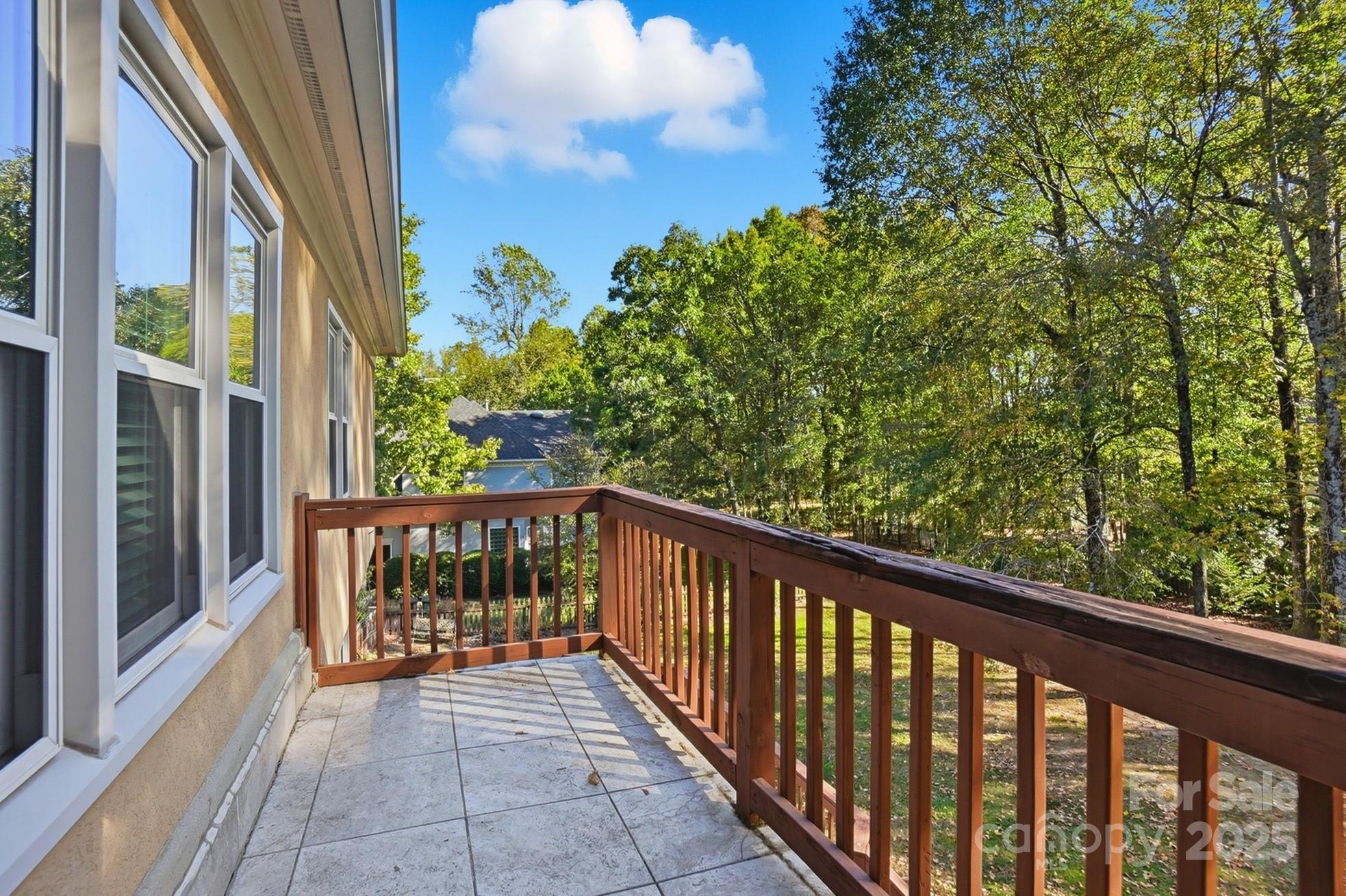 property viewer photo 24