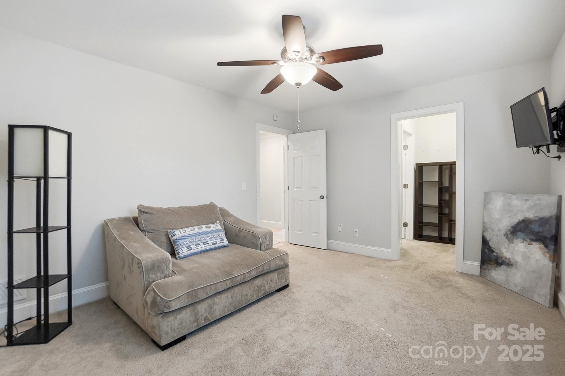 property viewer photo 33
