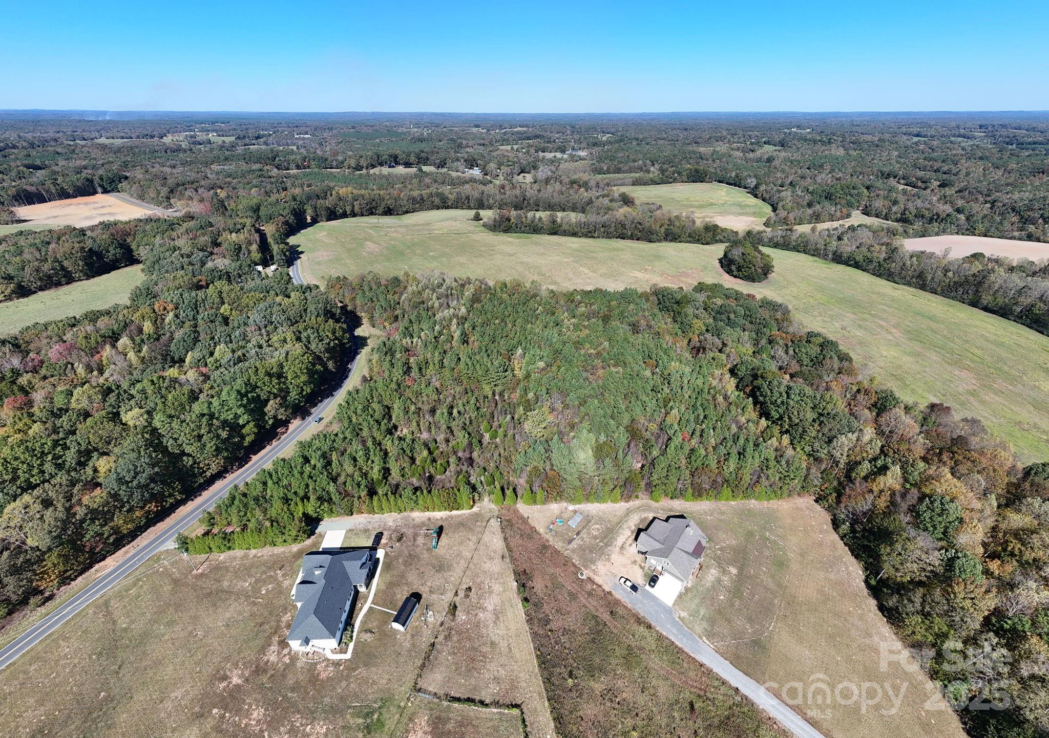 main property photo 15