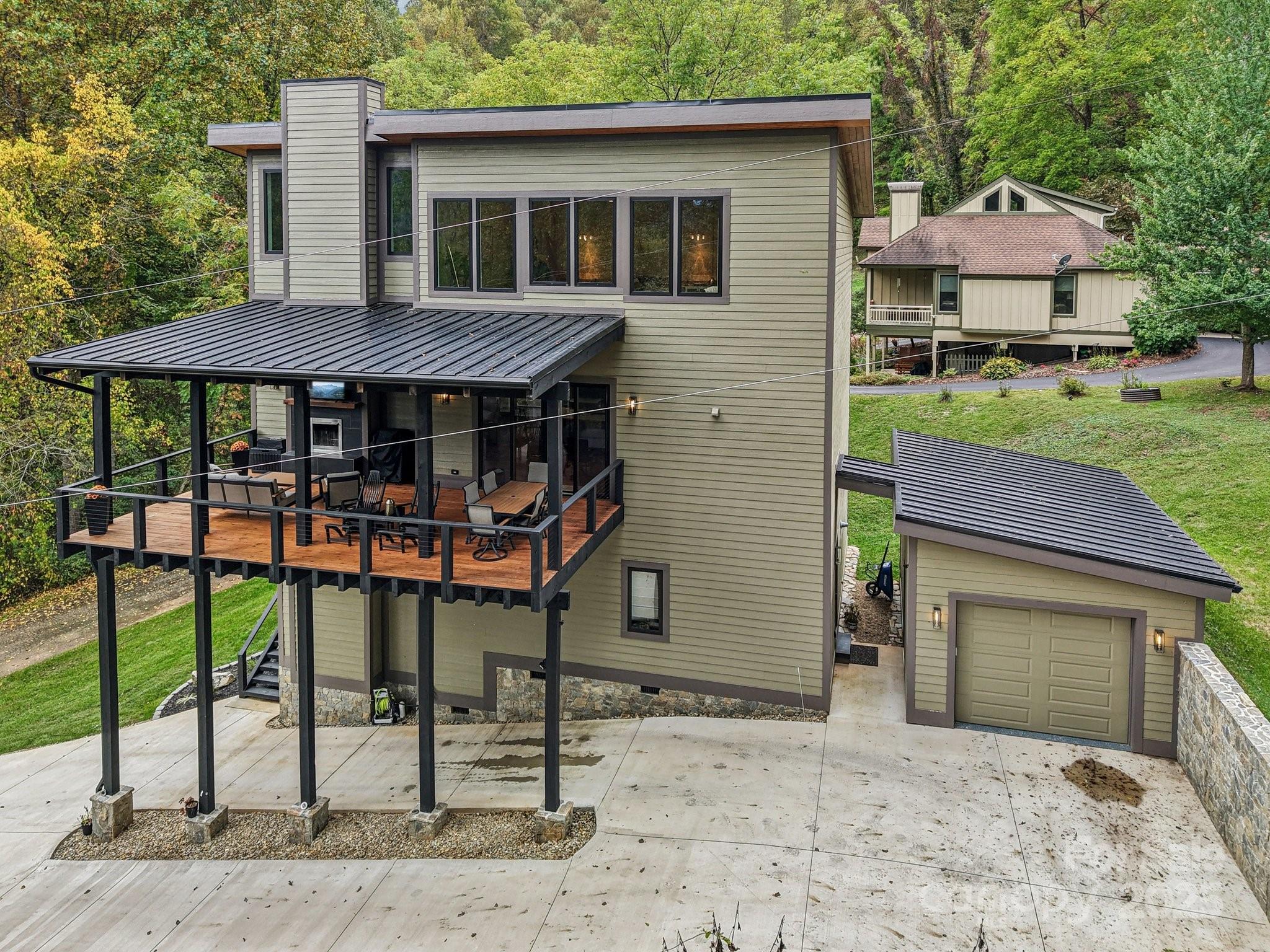 main property photo 36