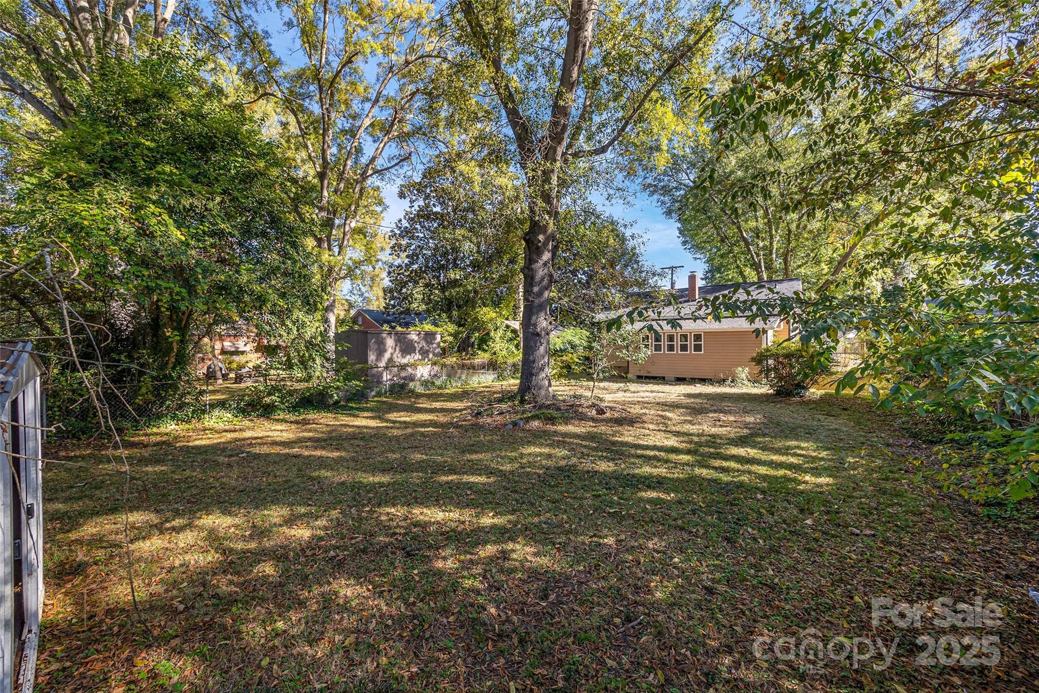 property viewer photo 19
