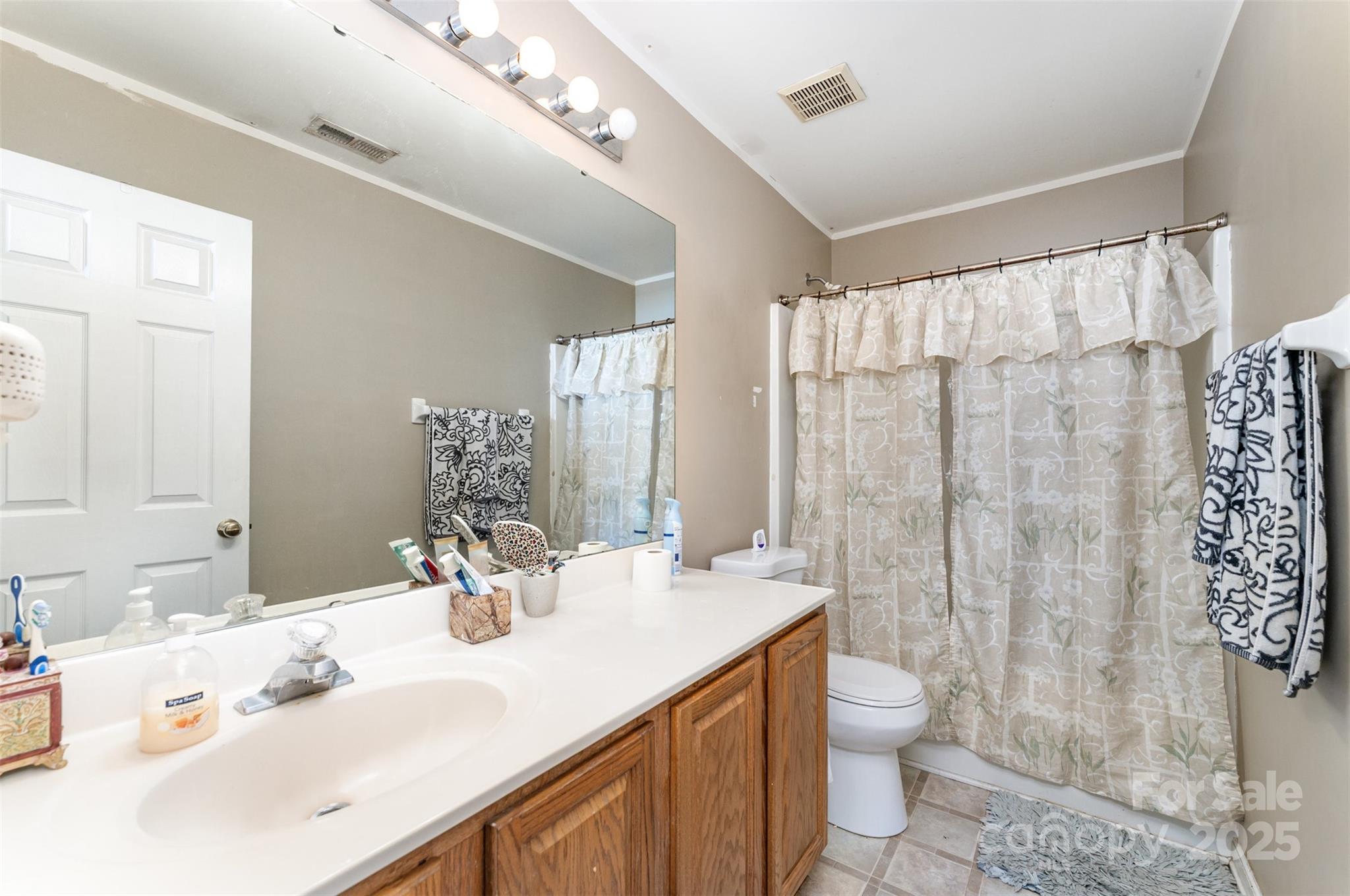 property viewer photo 18