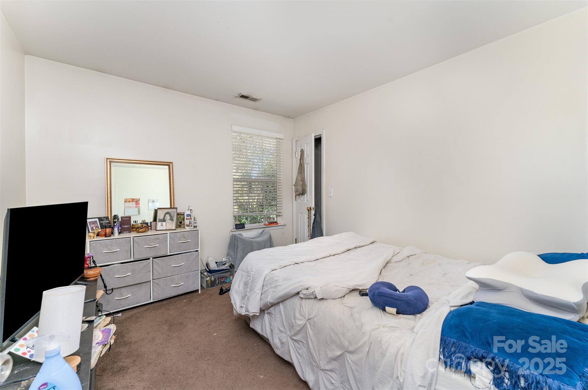 property viewer photo 19