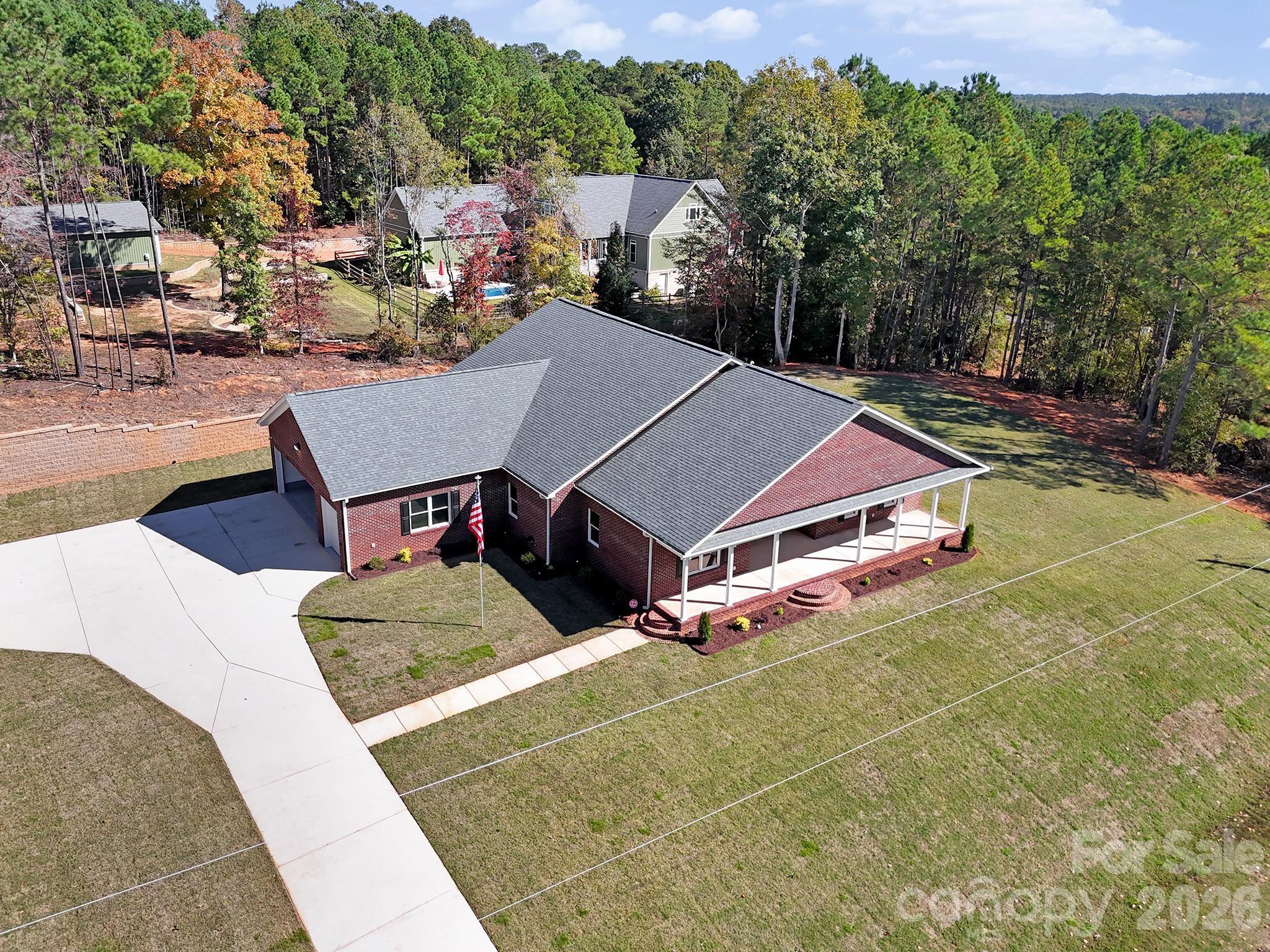 main property photo 45