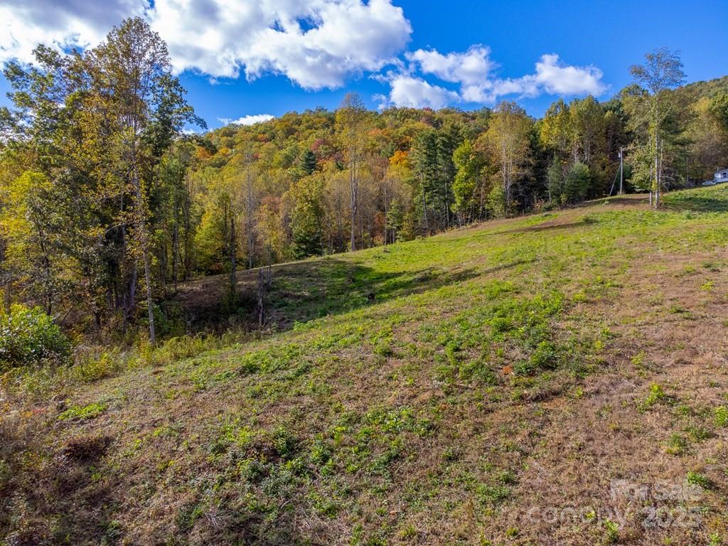 main property photo 20
