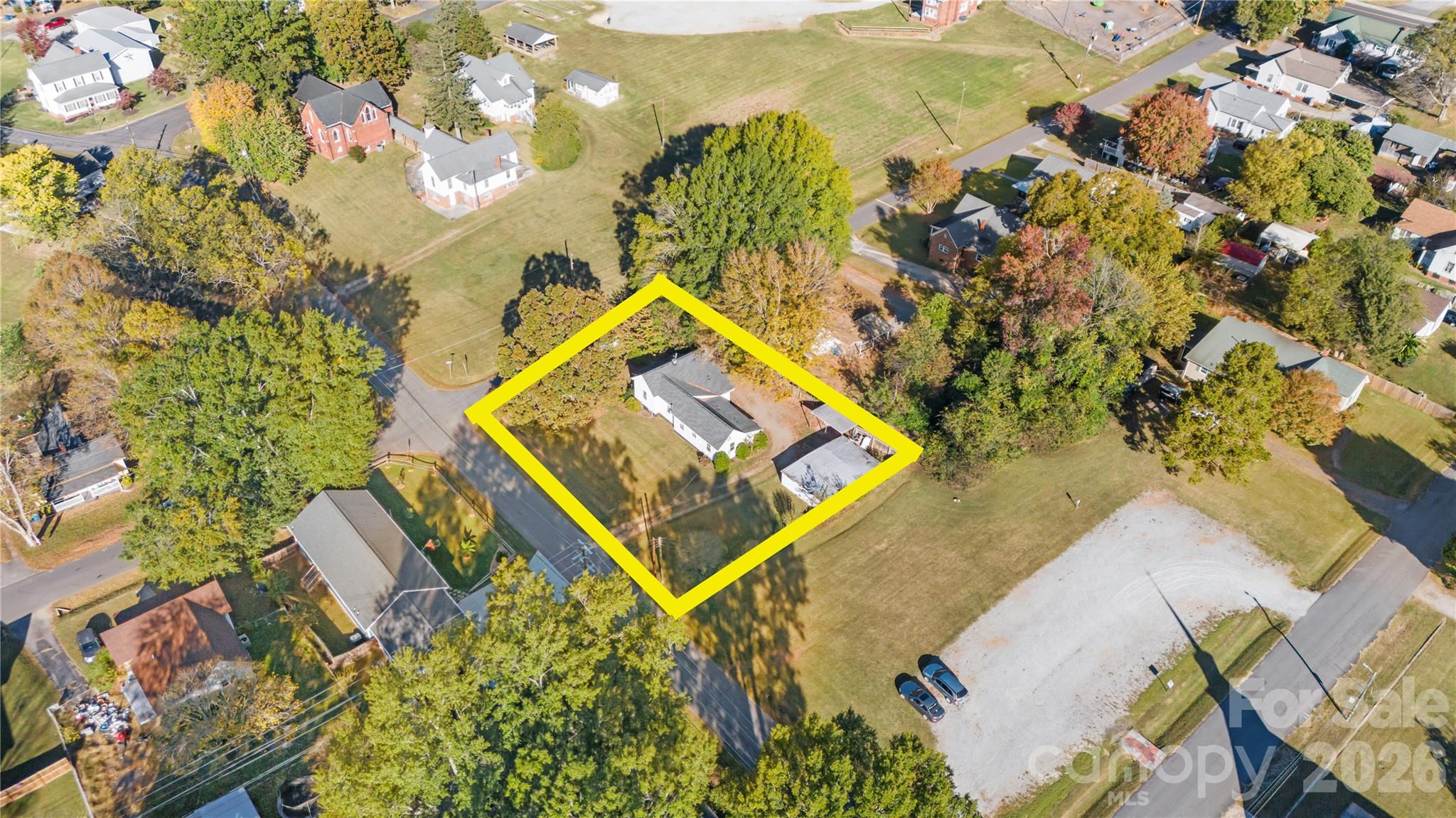 main property photo 4