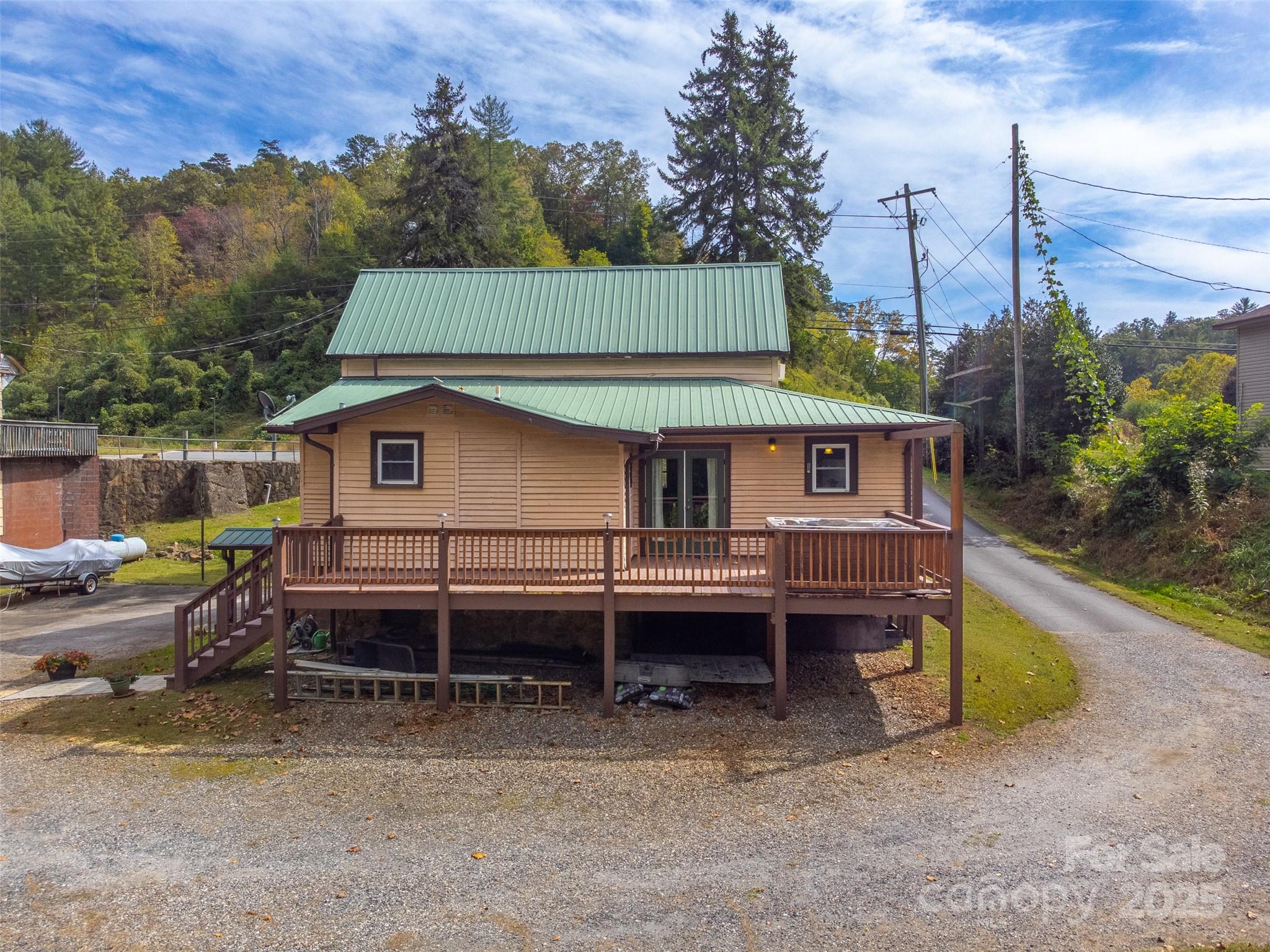 main property photo 24