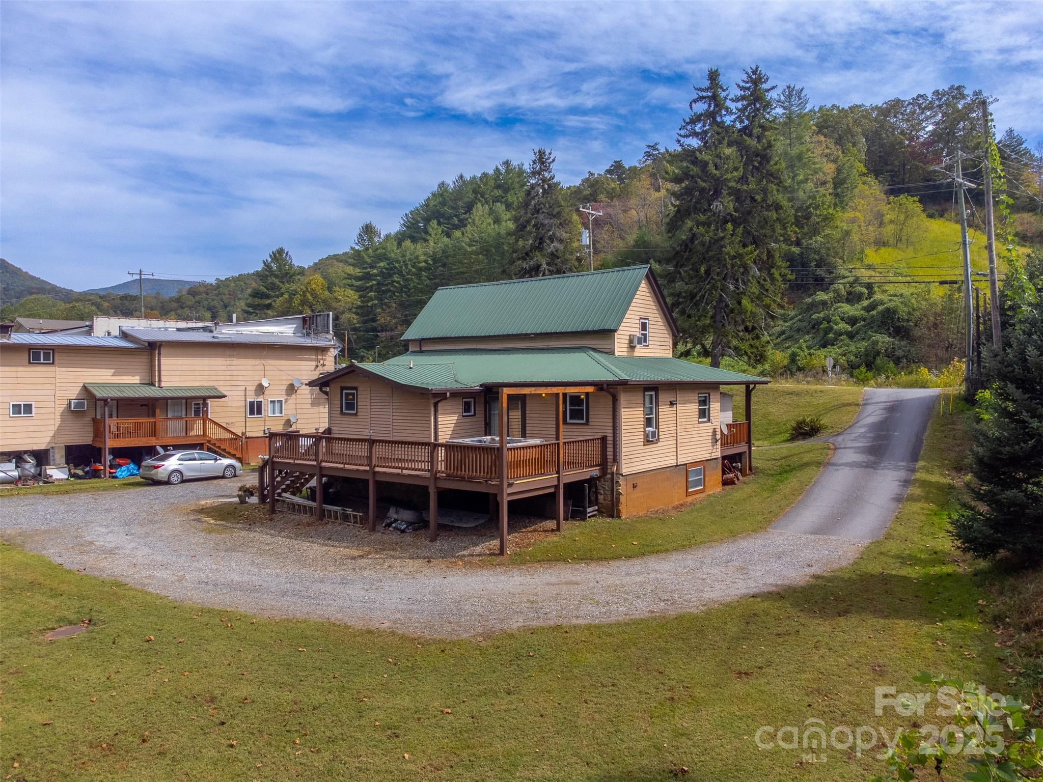 main property photo 29