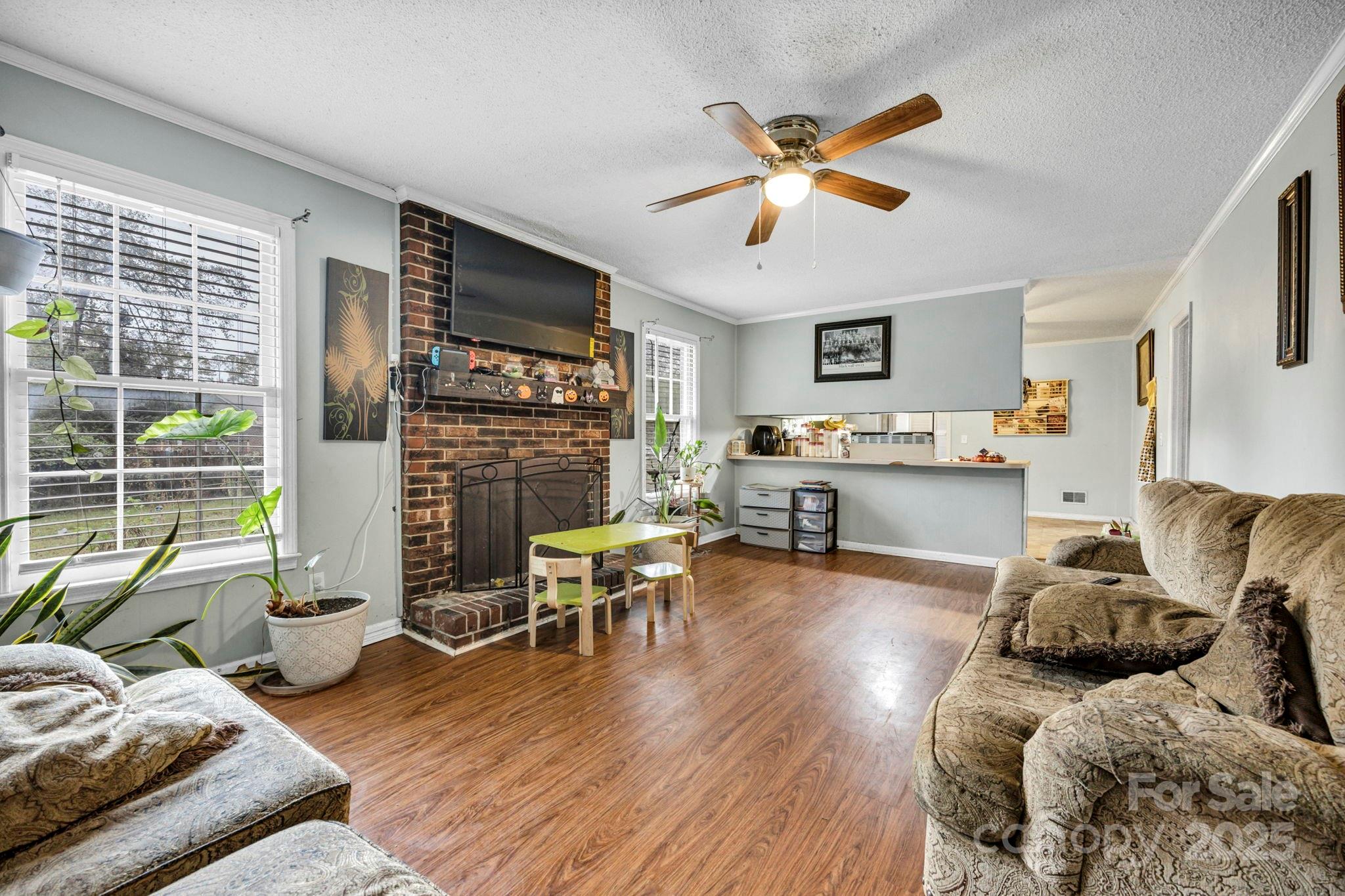property viewer photo 11