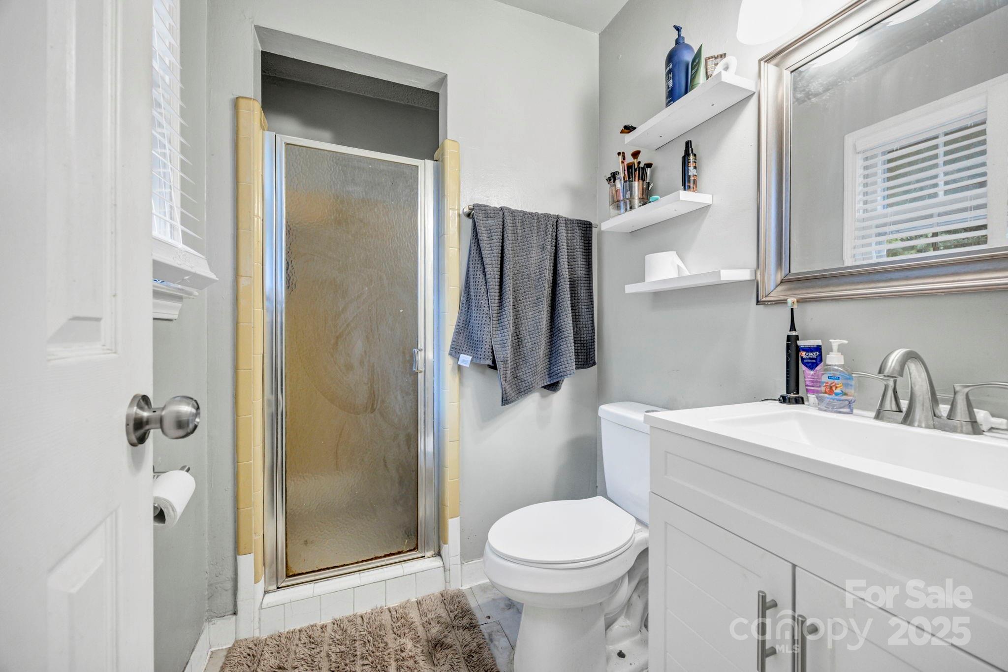 property viewer photo 18