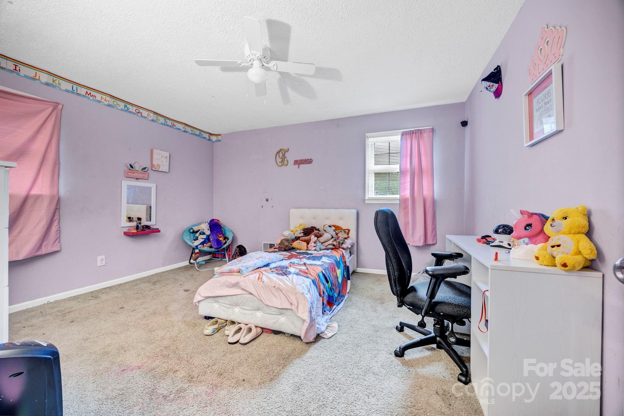 property viewer photo 20