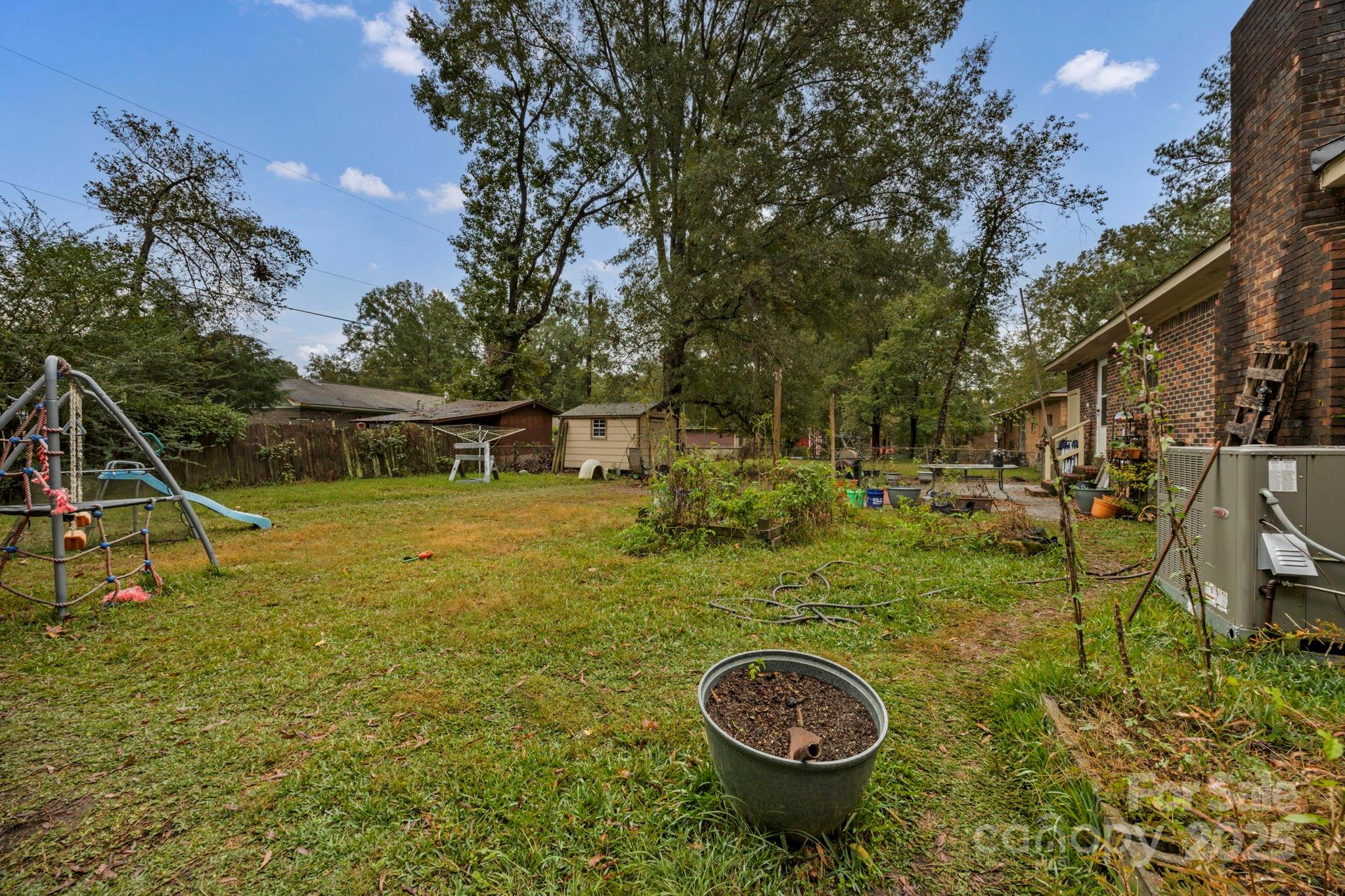 property viewer photo 28