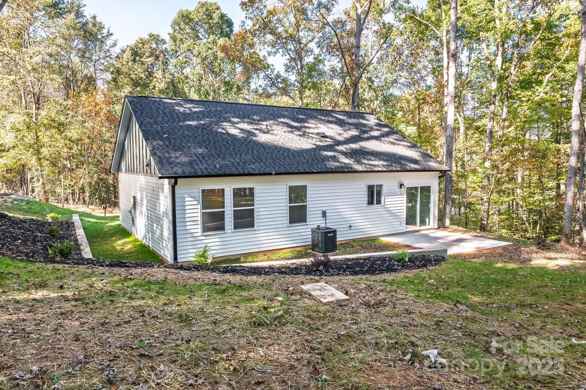 main property photo 32